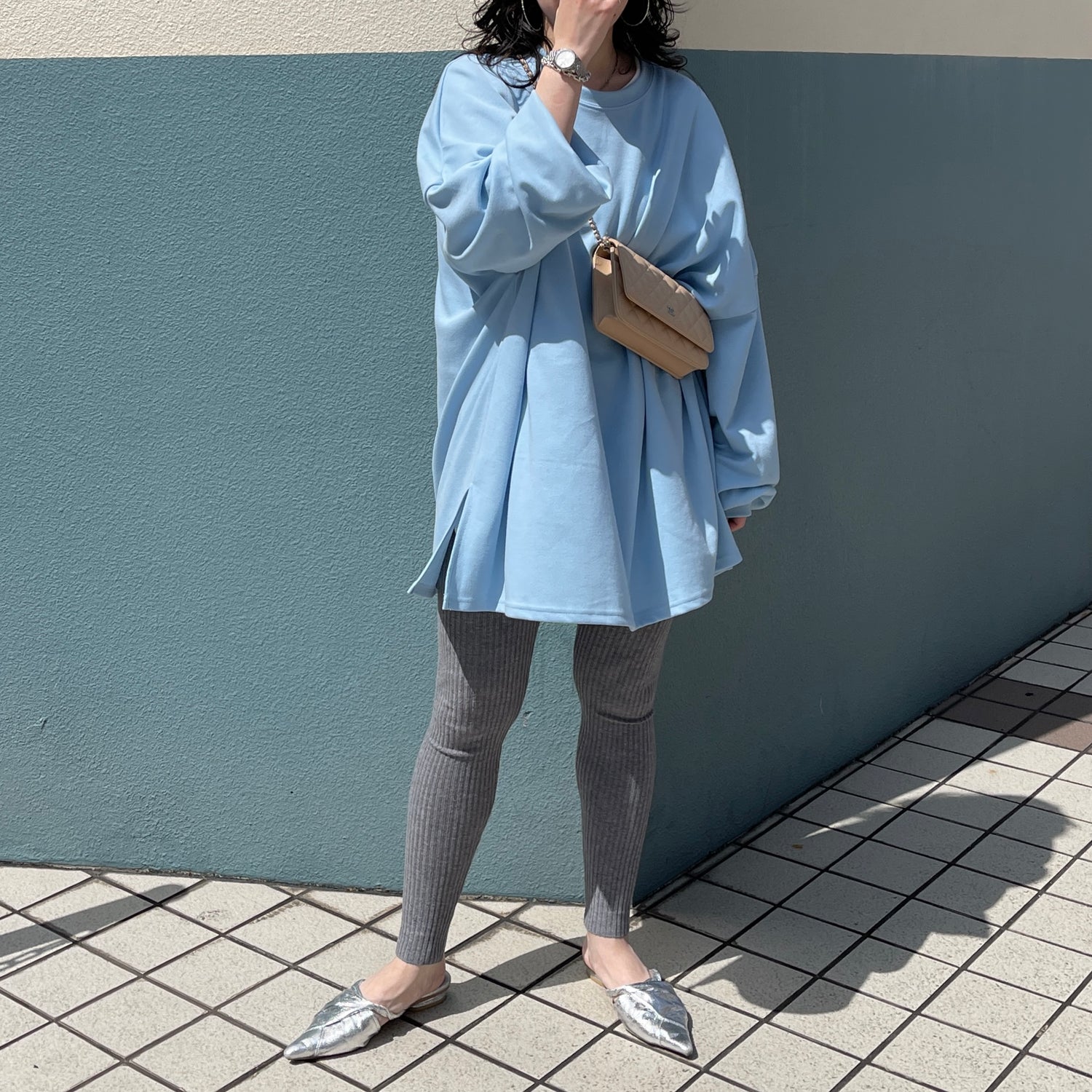 super loose light sweatee / sky blue