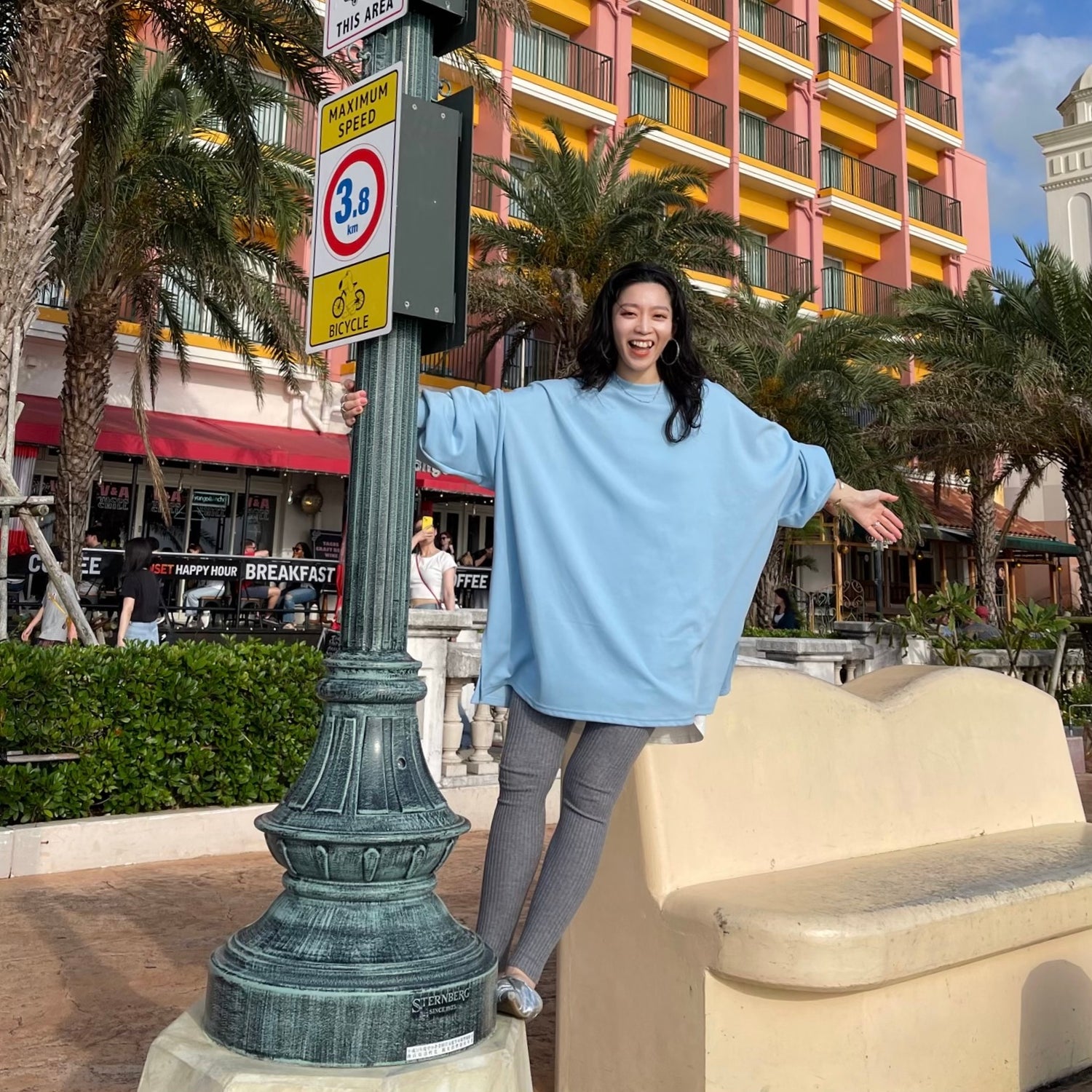 super loose light sweatee / sky blue