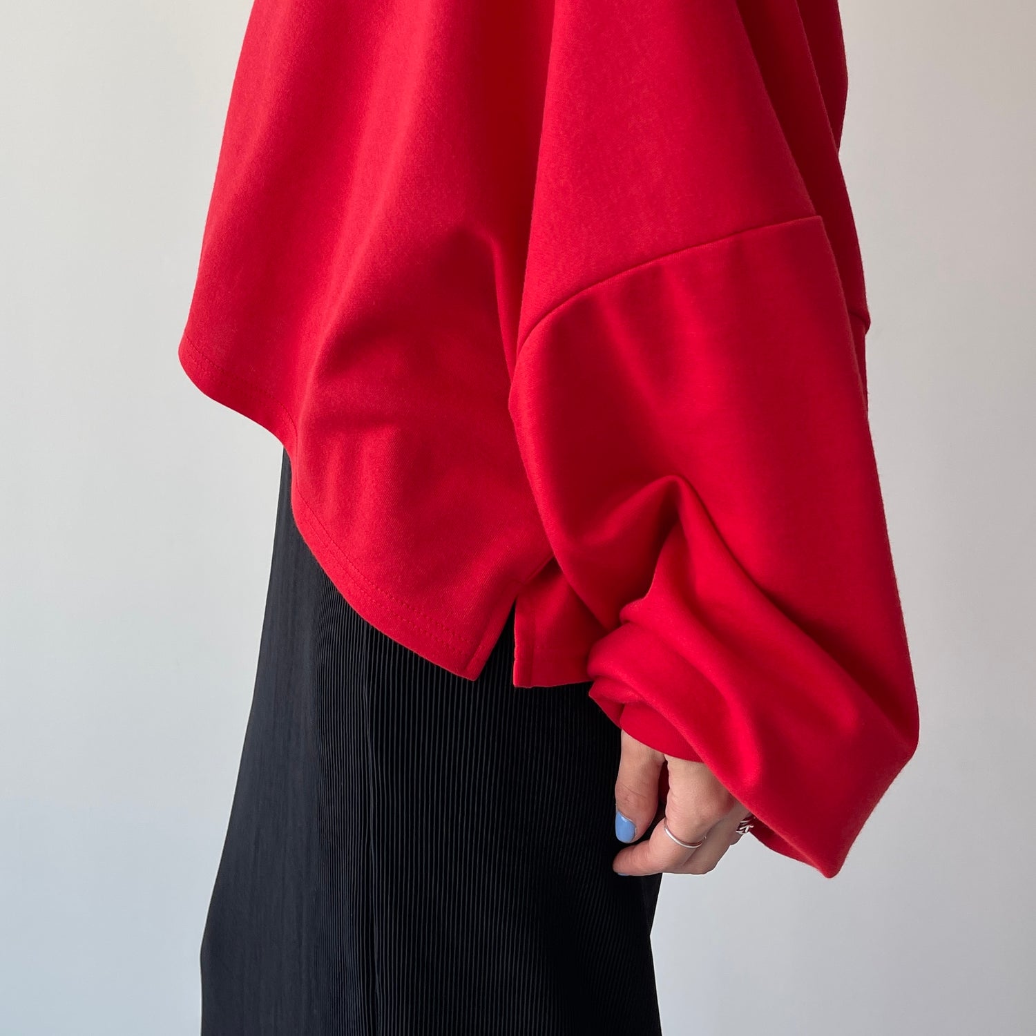 super loose light sweatee / red (short)