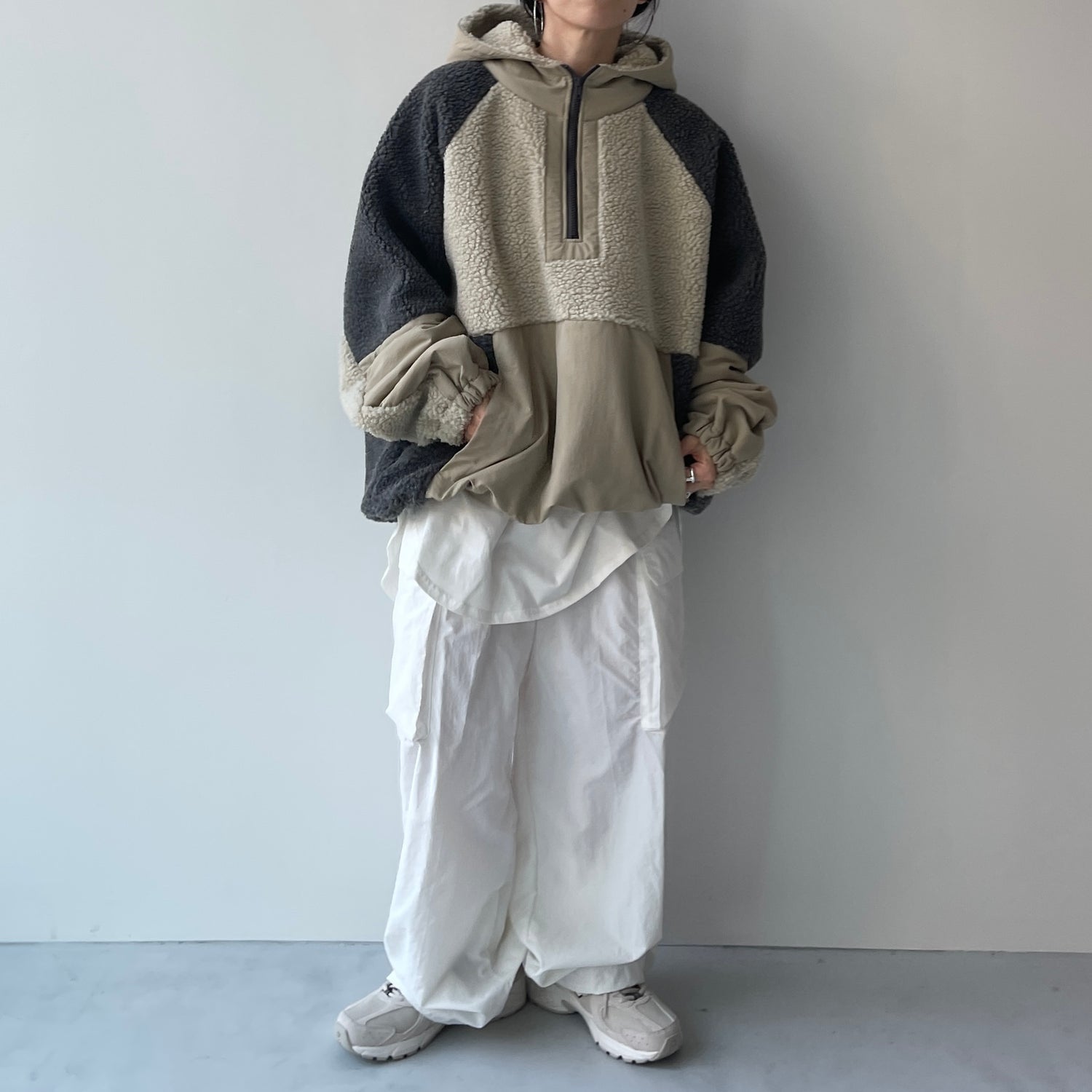 over size BOA hoodie blouson / beige