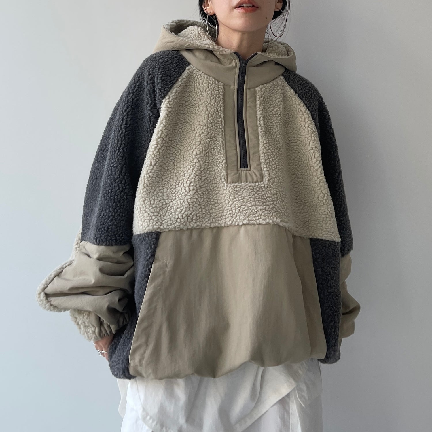 over size BOA hoodie blouson / beige