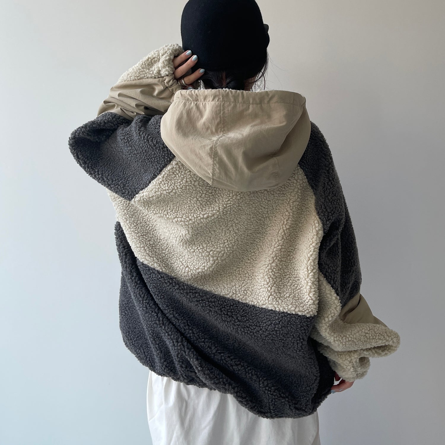 over size BOA hoodie blouson / beige