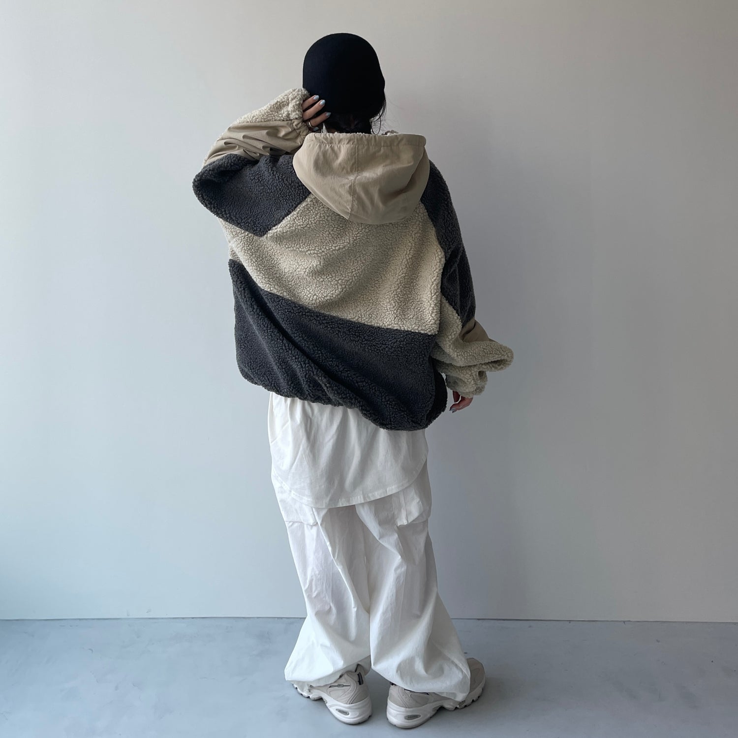 over size BOA hoodie blouson / beige