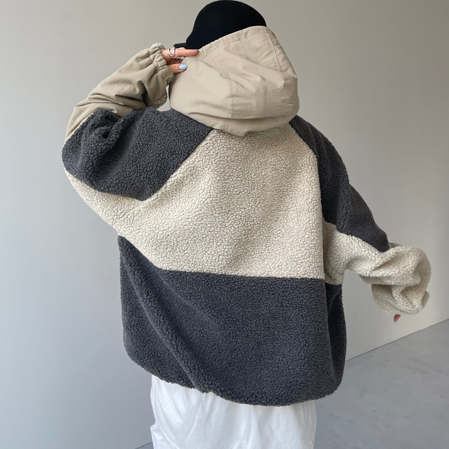 over size BOA hoodie blouson / beige