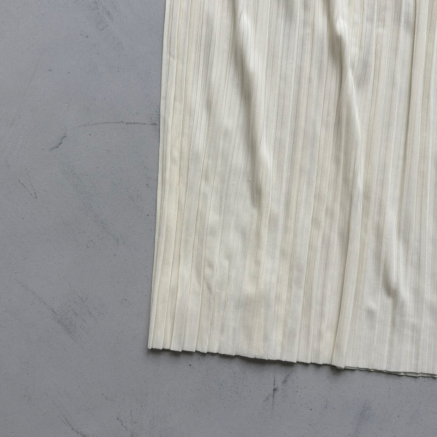【SAMPLE】waist adjuster pleats pants / ivory