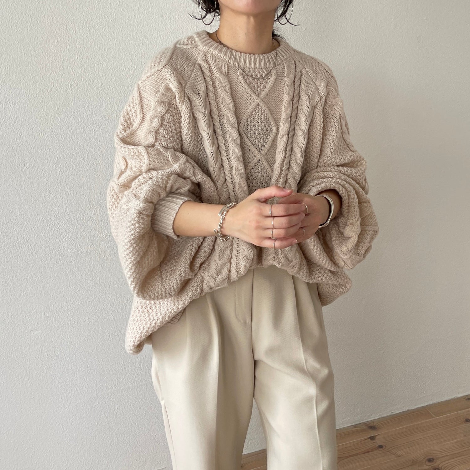【SAMPLE】volume sleeve cable knit / ivory