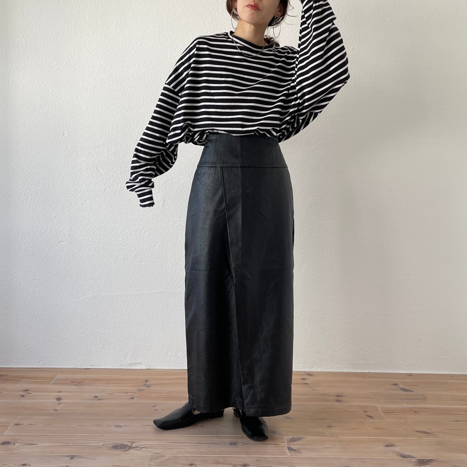 【SAMPLE】loose silhouette over size border tee / black