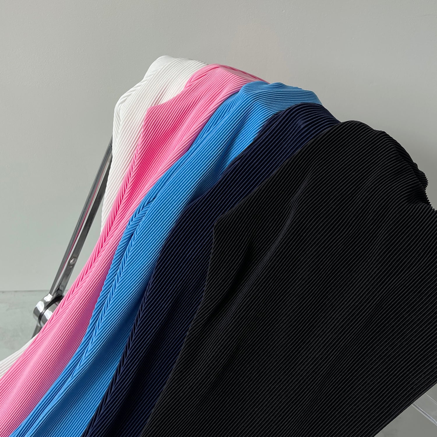 daily daily super stretch pleats wide pants / blue