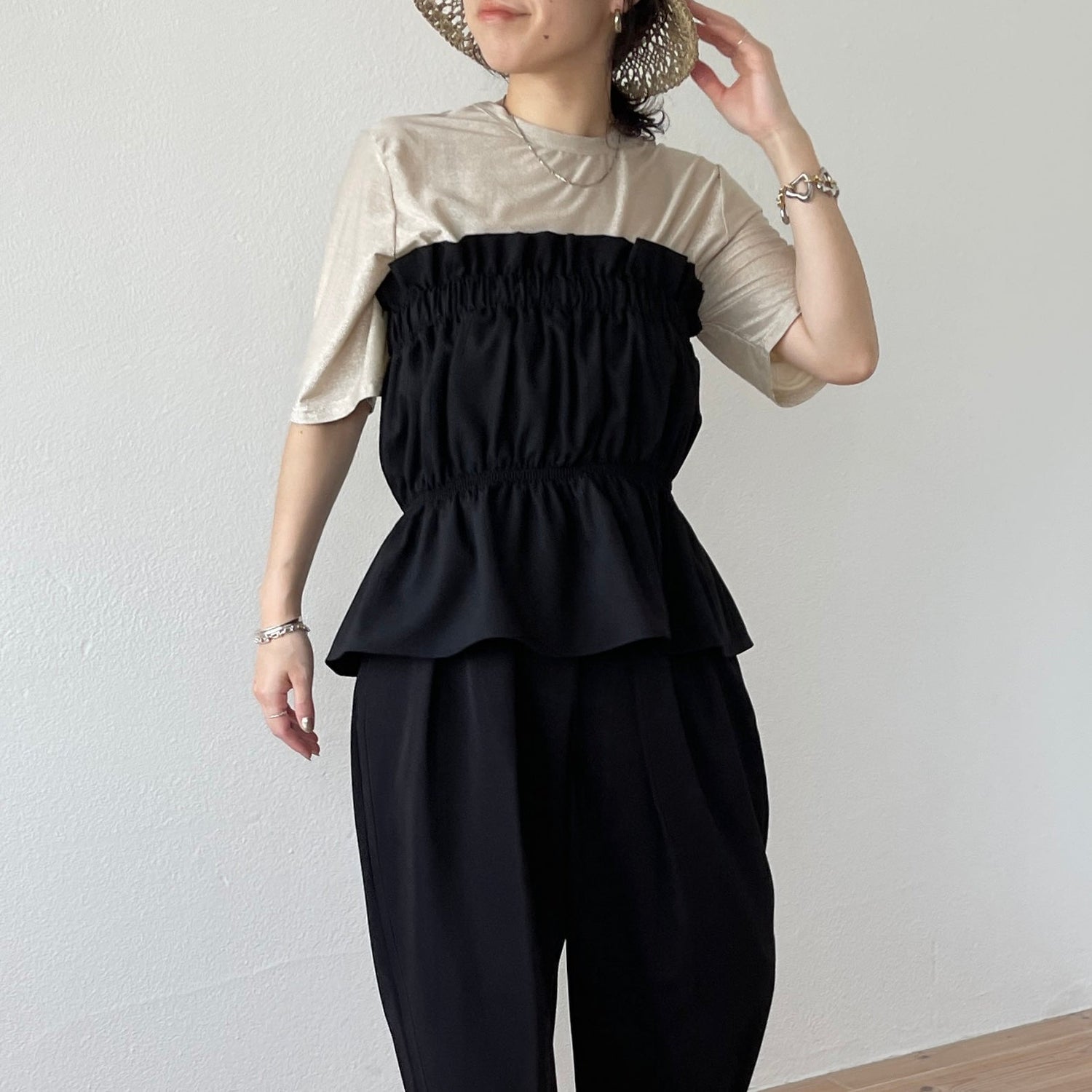 plus one nylon bustier / black (シャカシャカナイロン素材)
