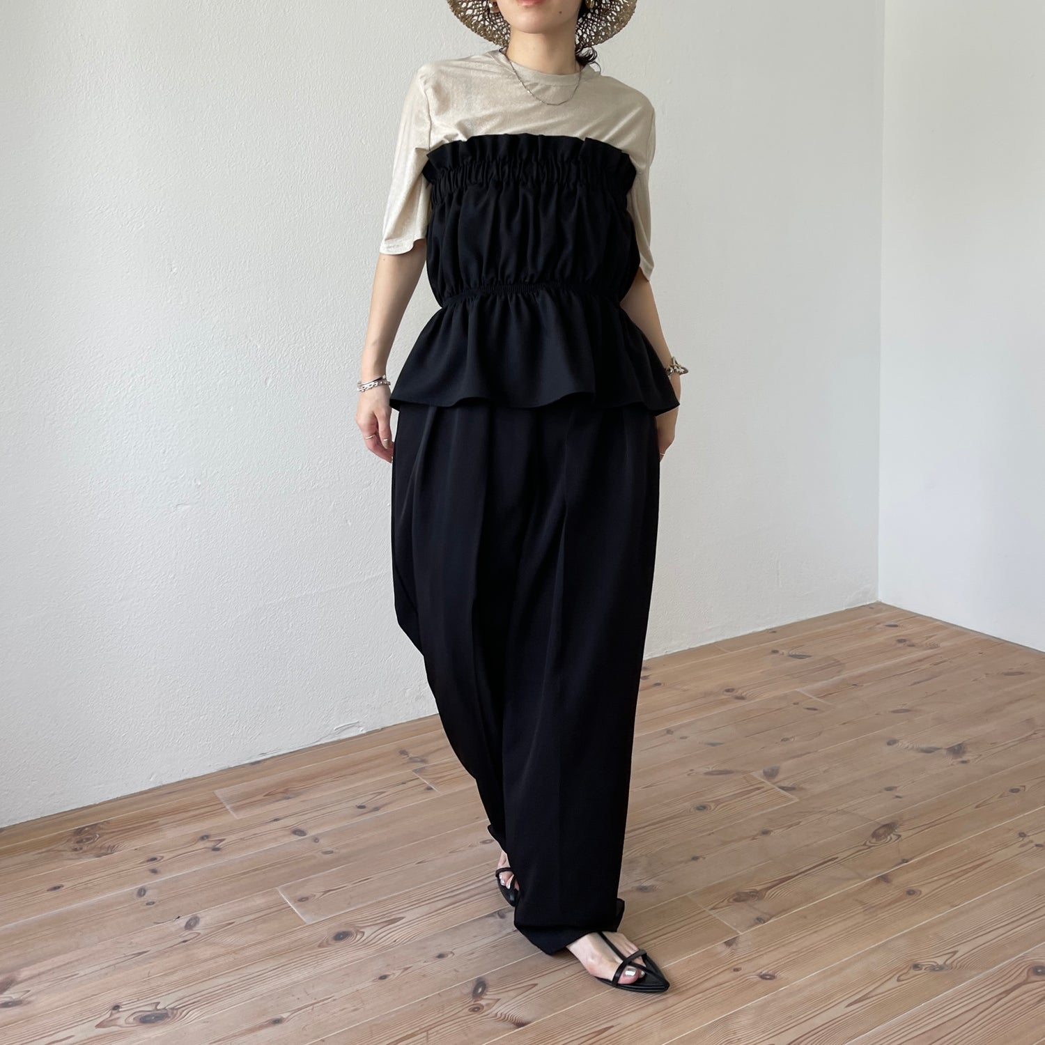 plus one bustier / black (綺麗目ツルッと素材)