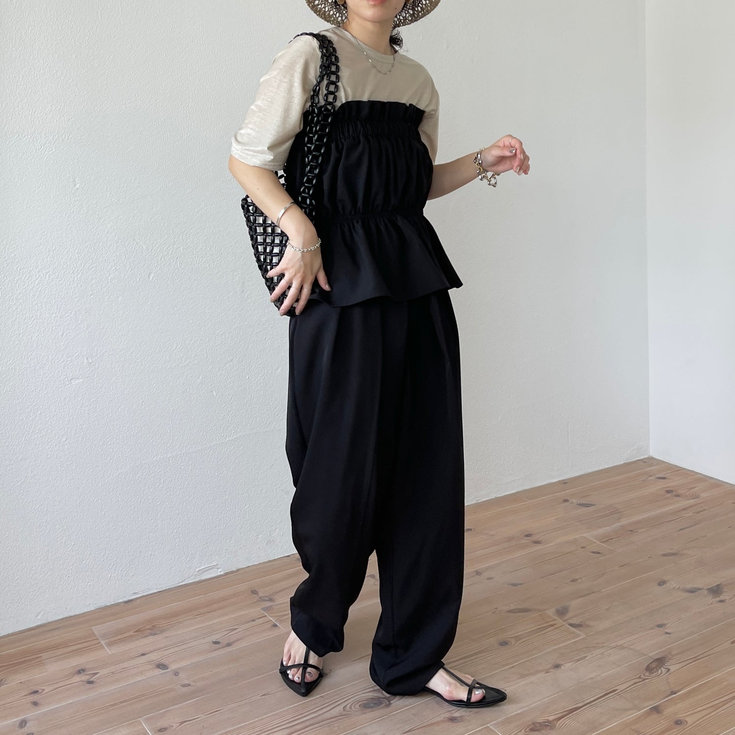 plus one bustier / black (綺麗目ツルッと素材)