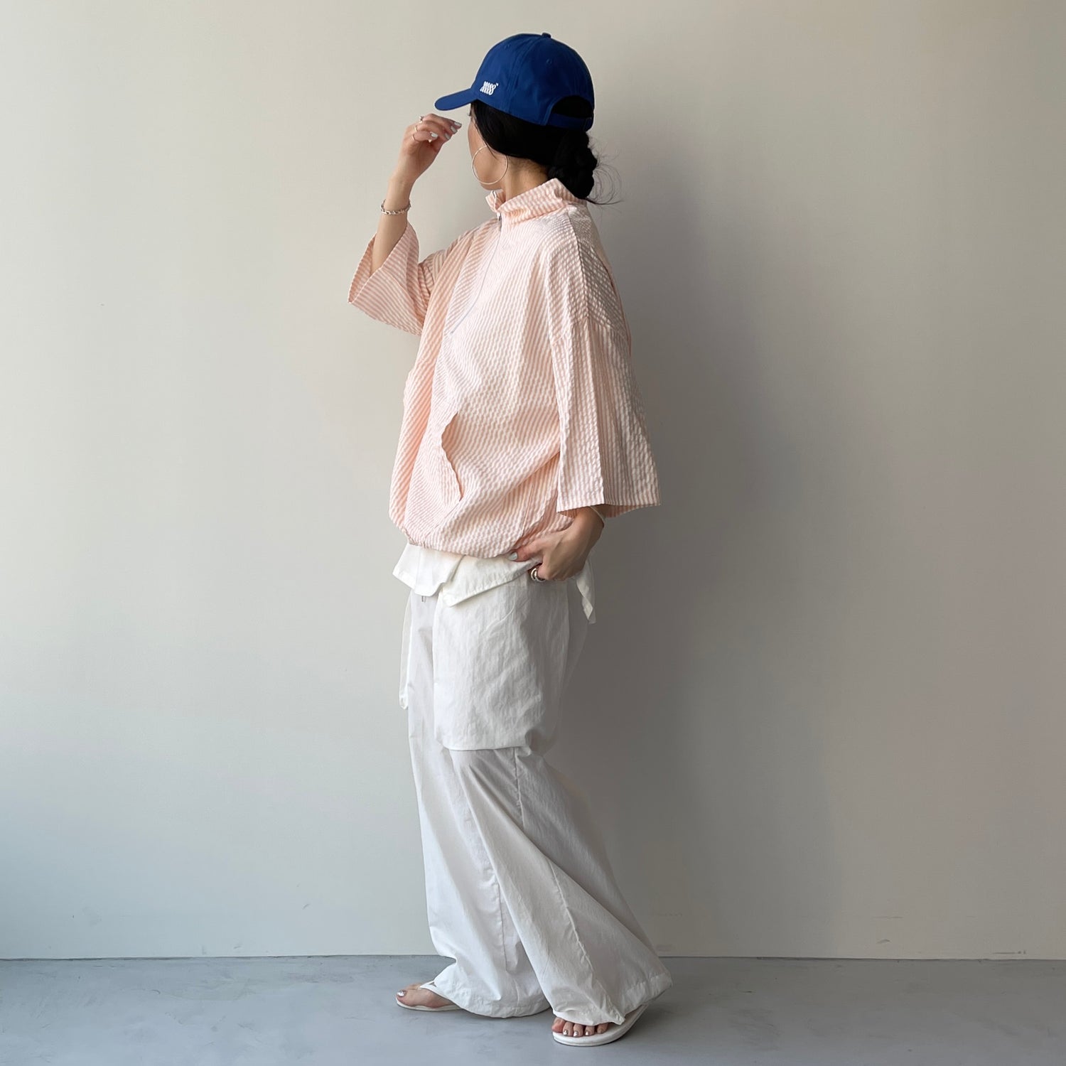 over size half zip holiday PO / blue