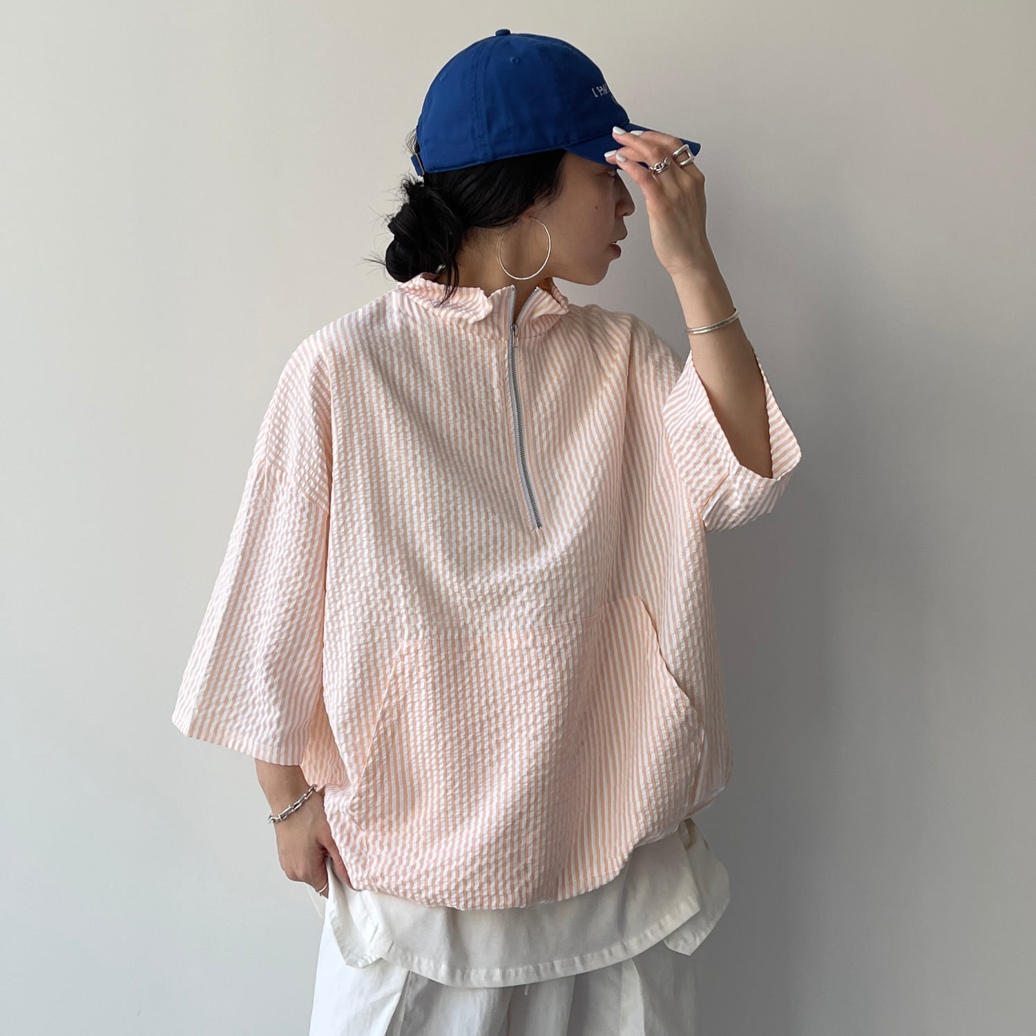 over size half zip holiday PO / blue
