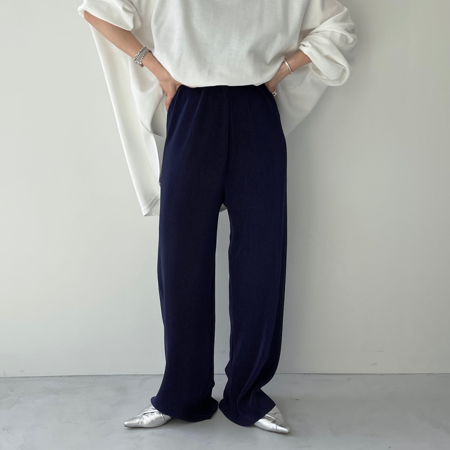 daily daily super stretch pleats wide pants / navy