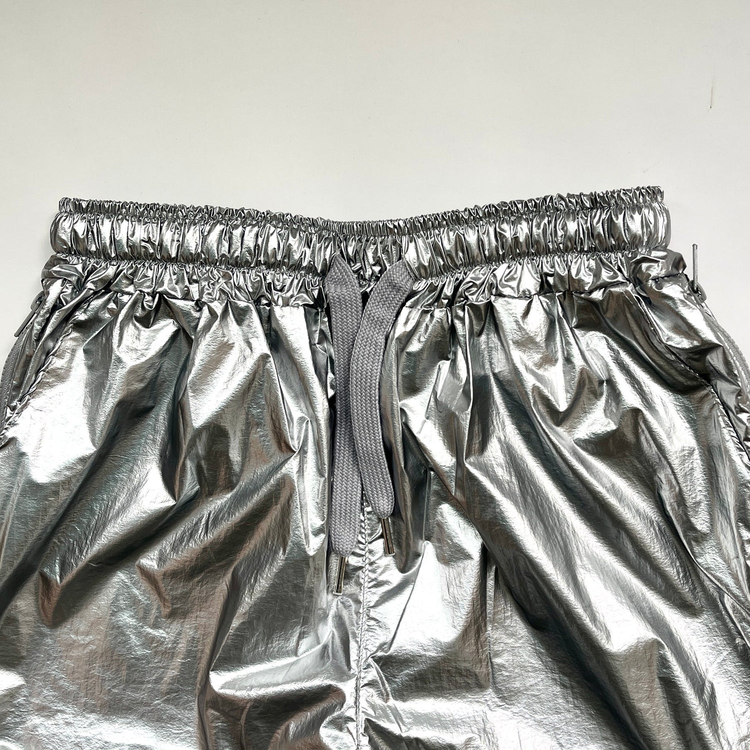 【SAMPLE】metallic side zip cargo / silver
