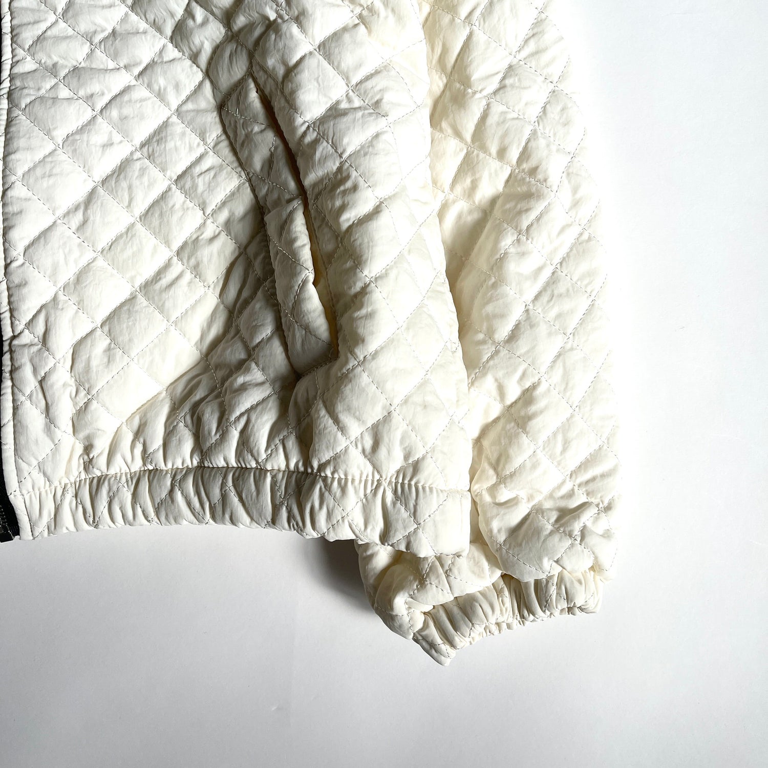【SAMPLE】big collar quilting jacket / white