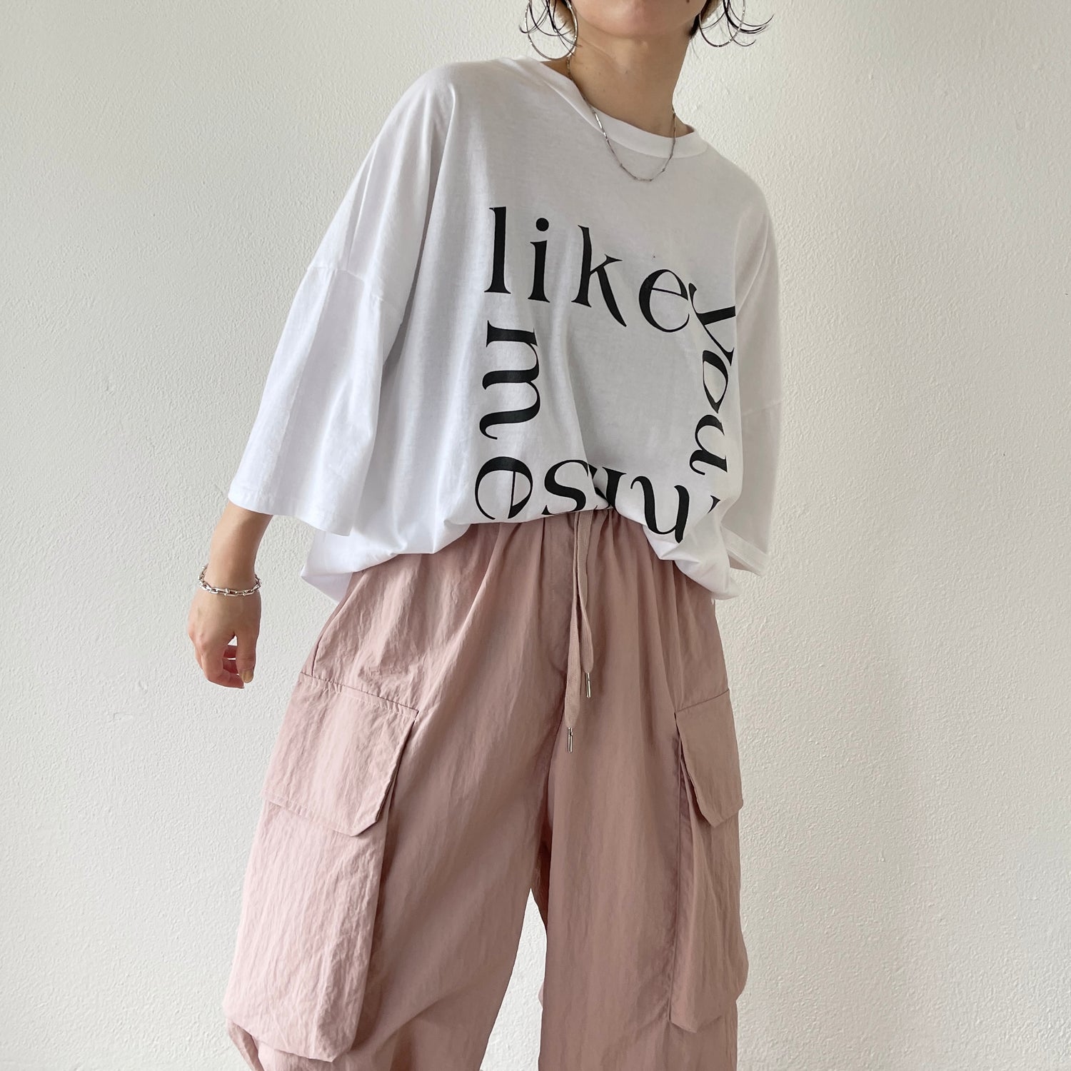 over size lettering tee / ivory