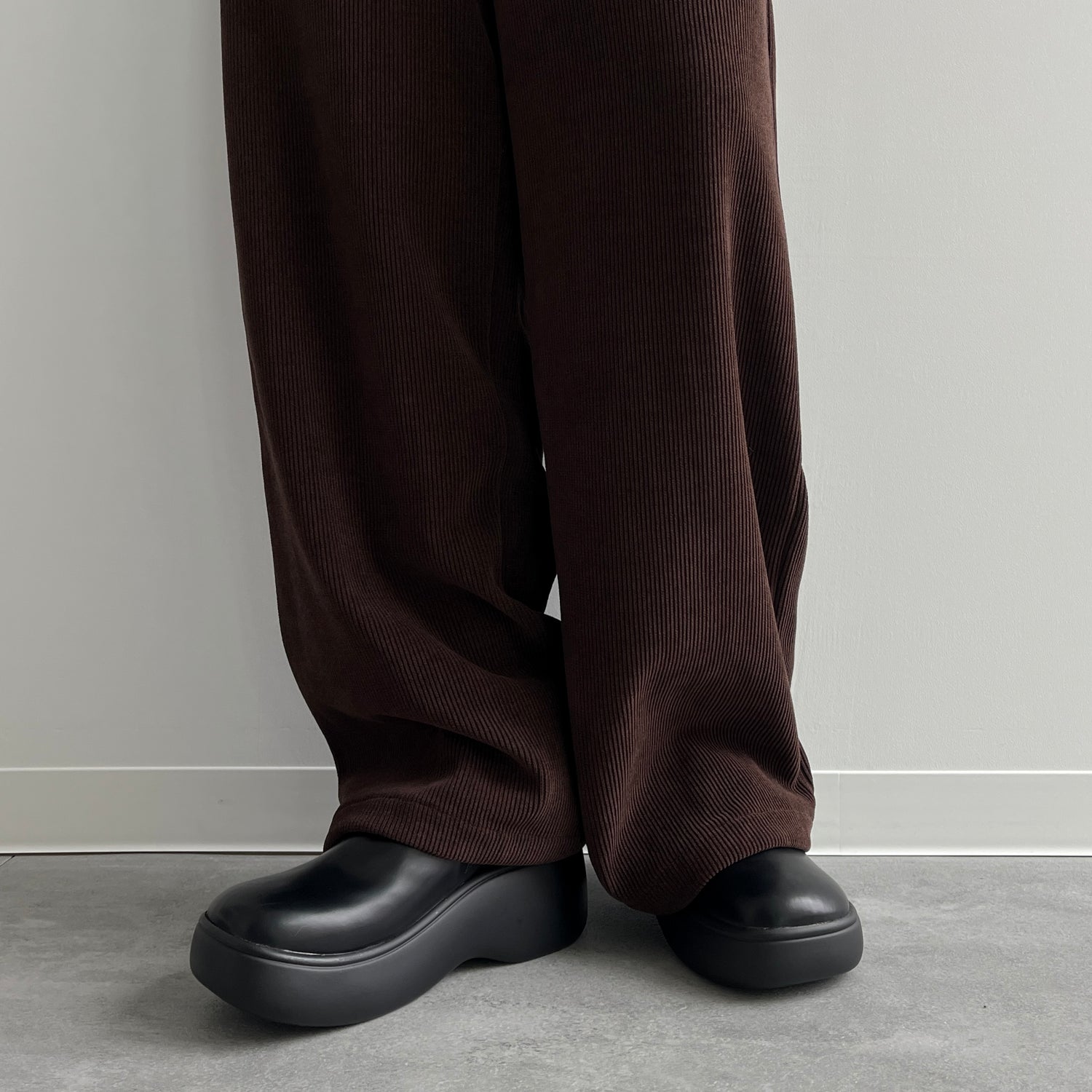 chubby flat shoes / black