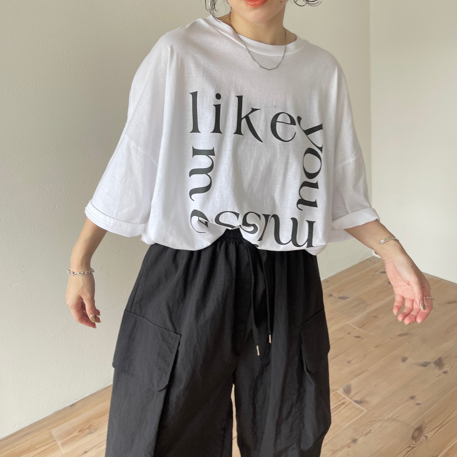 over size lettering tee / ivory