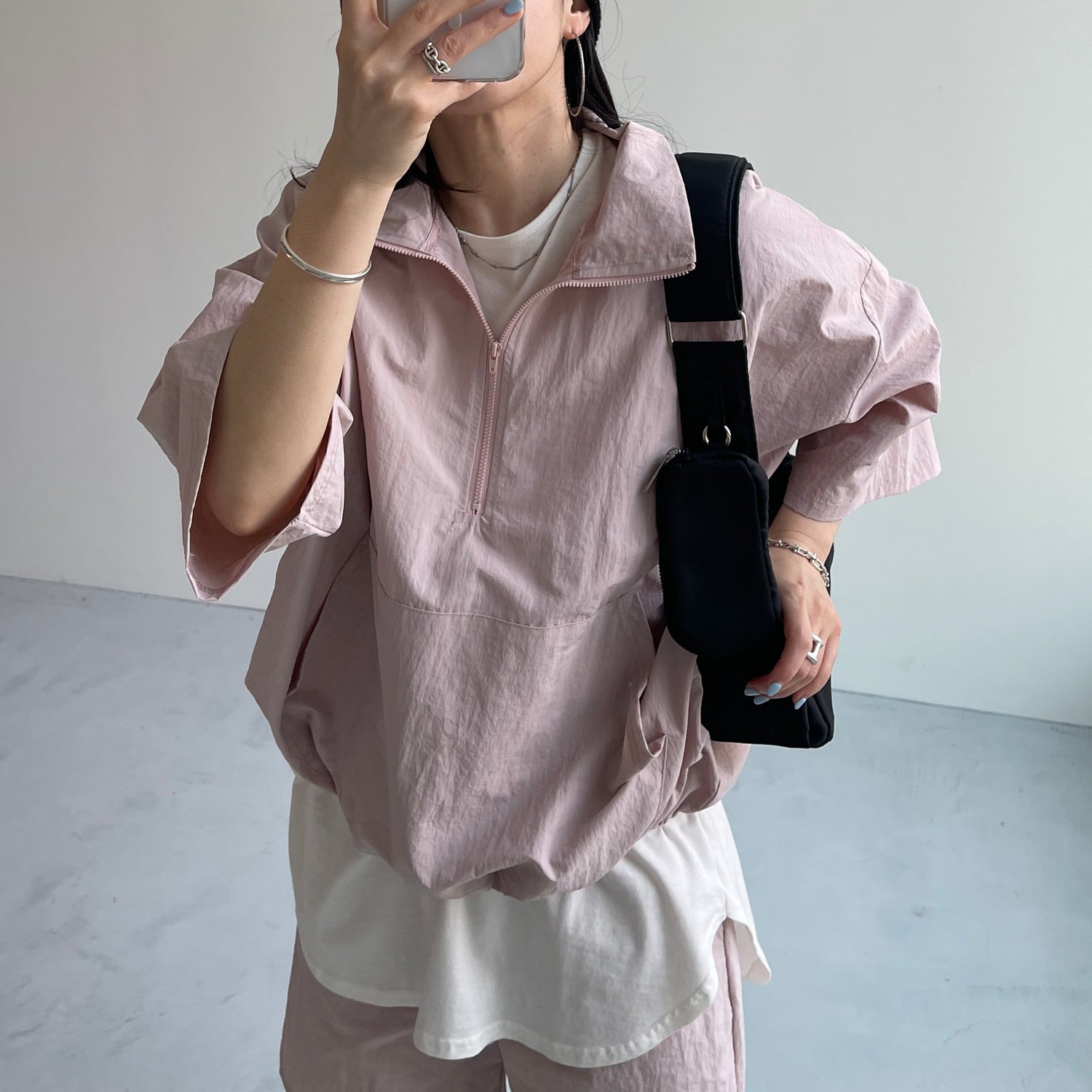 over size half zip nylon po / pink