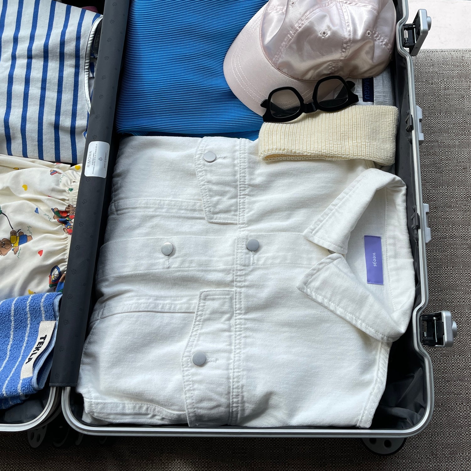 perfect silhouette buddy denim jacket / ivory