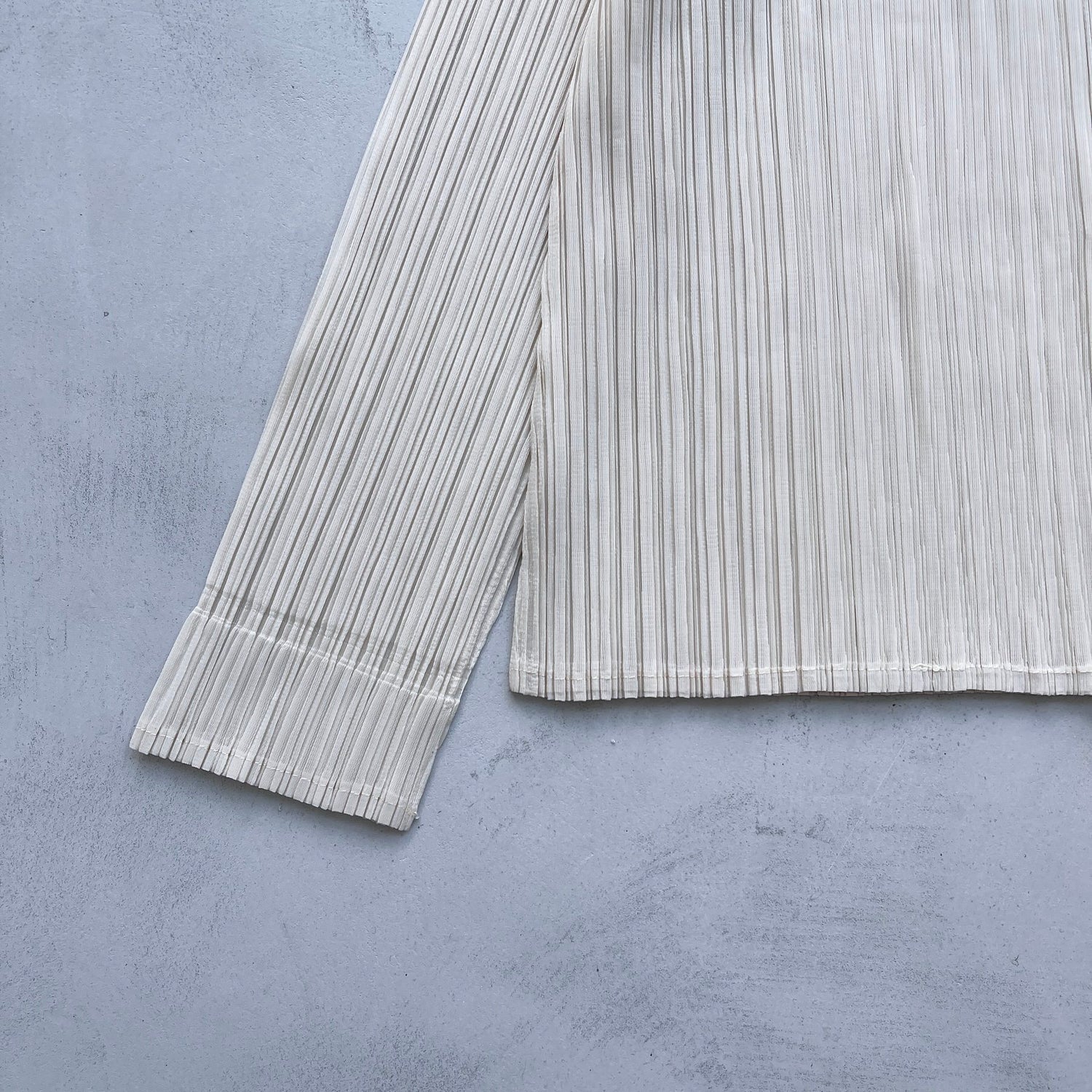 【SAMPLE】pleats cardigan / beige