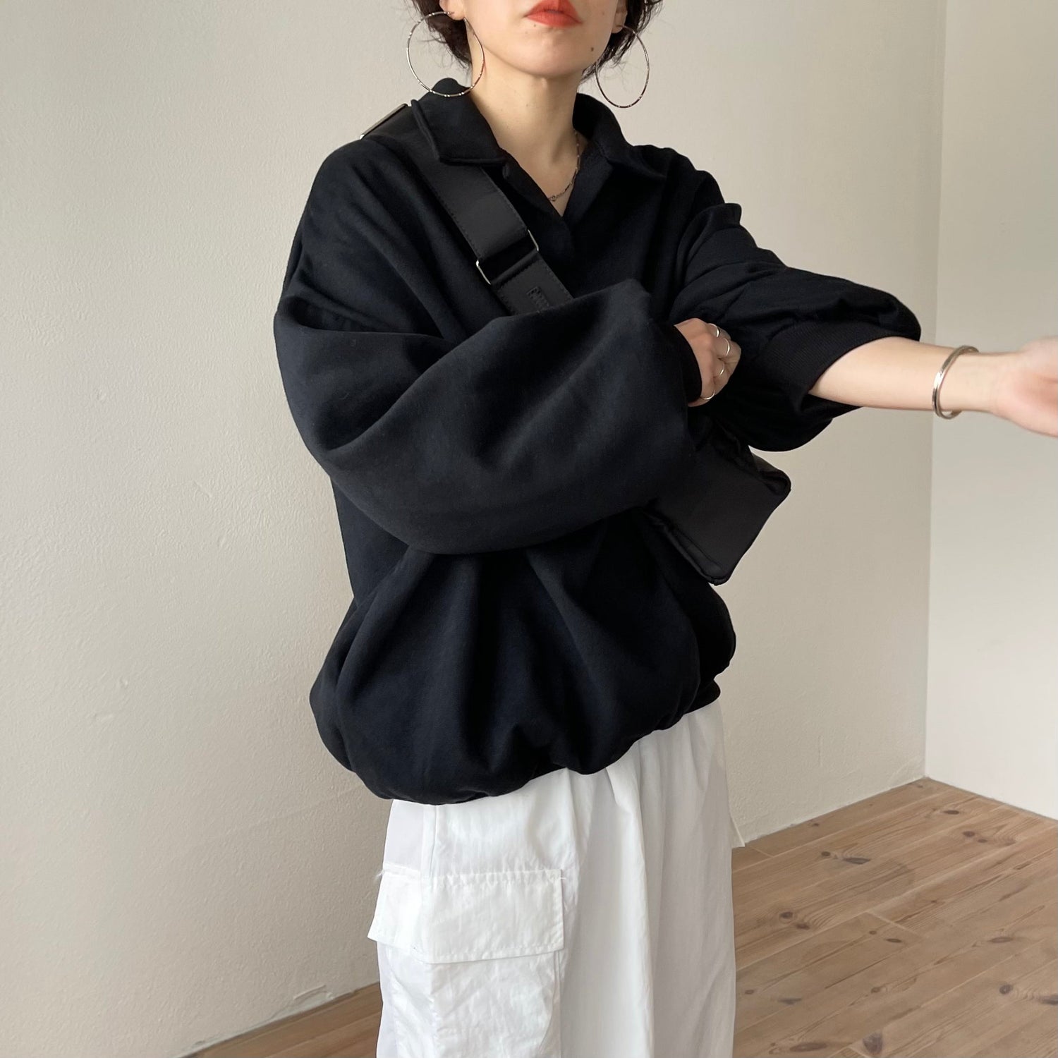 【SAMPLE】over size volume sleeve sweat / black