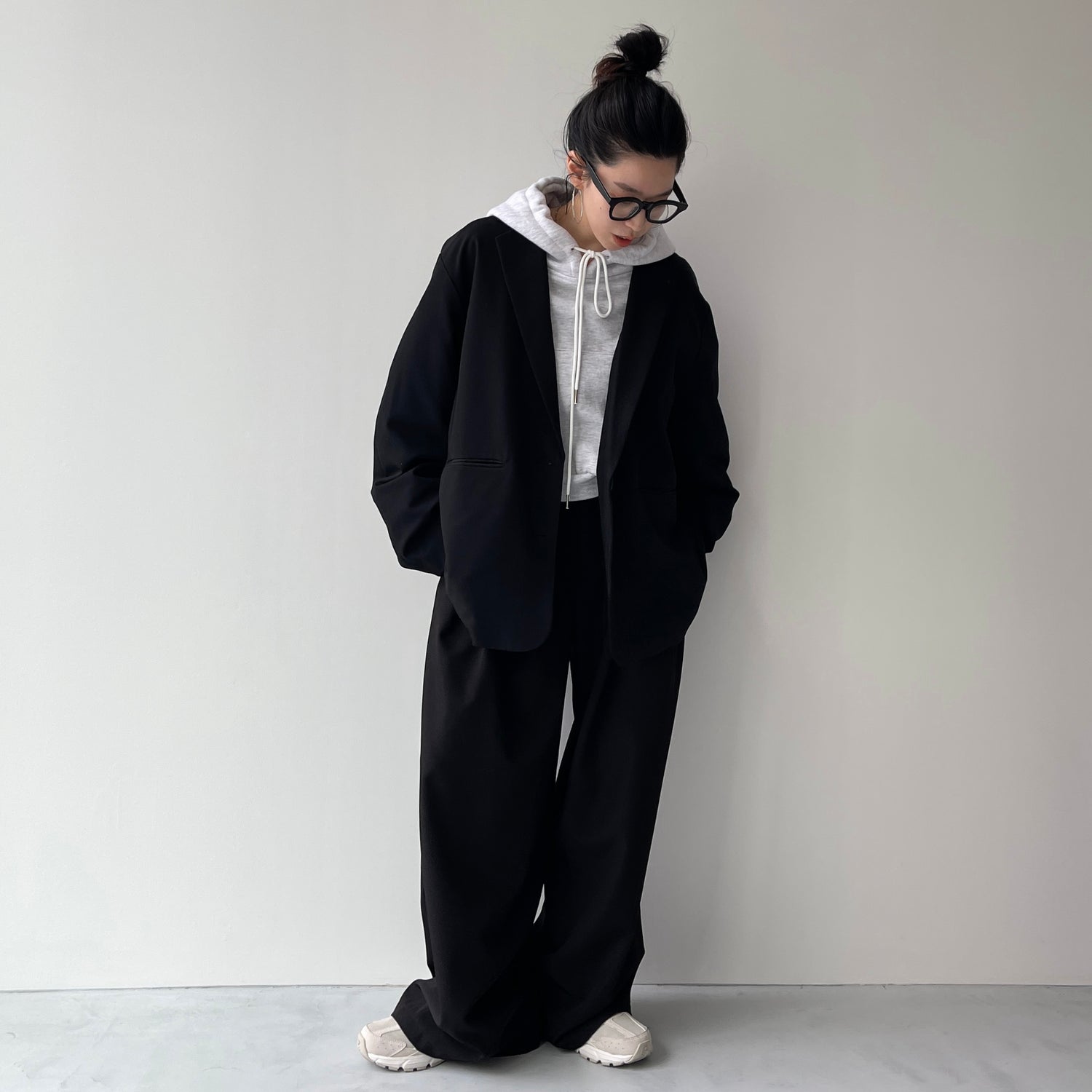 egg short hoodie / gray