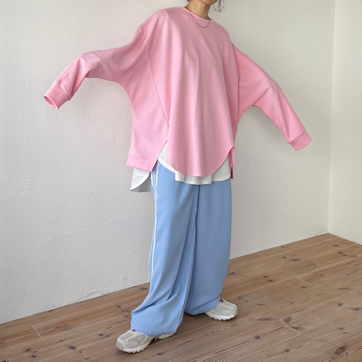 asymmetry design sweat / baby pink