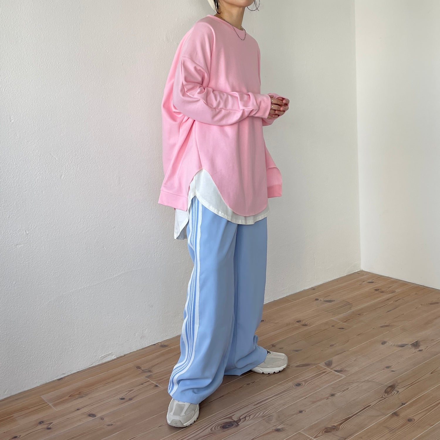 asymmetry design sweat / baby pink