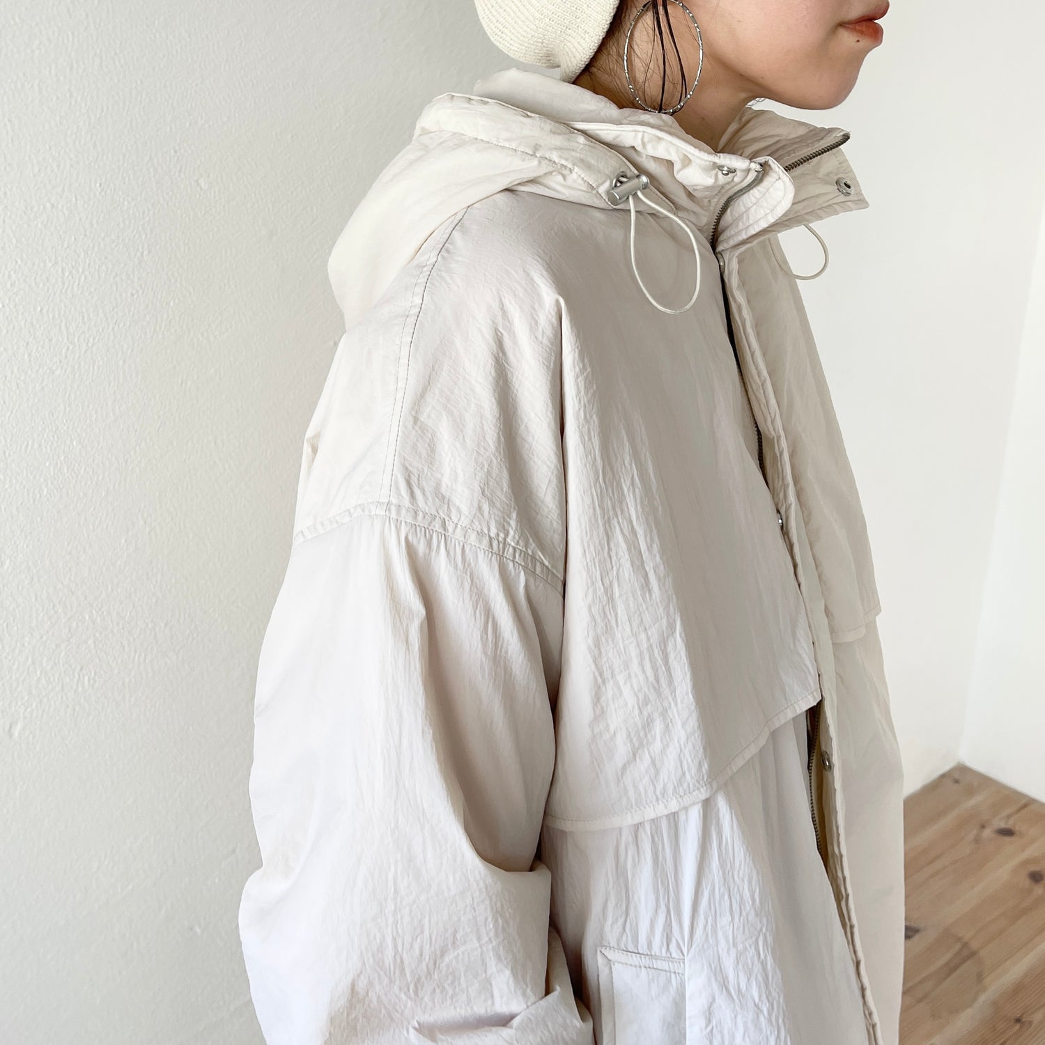 nylon foodie mods coat / ivory