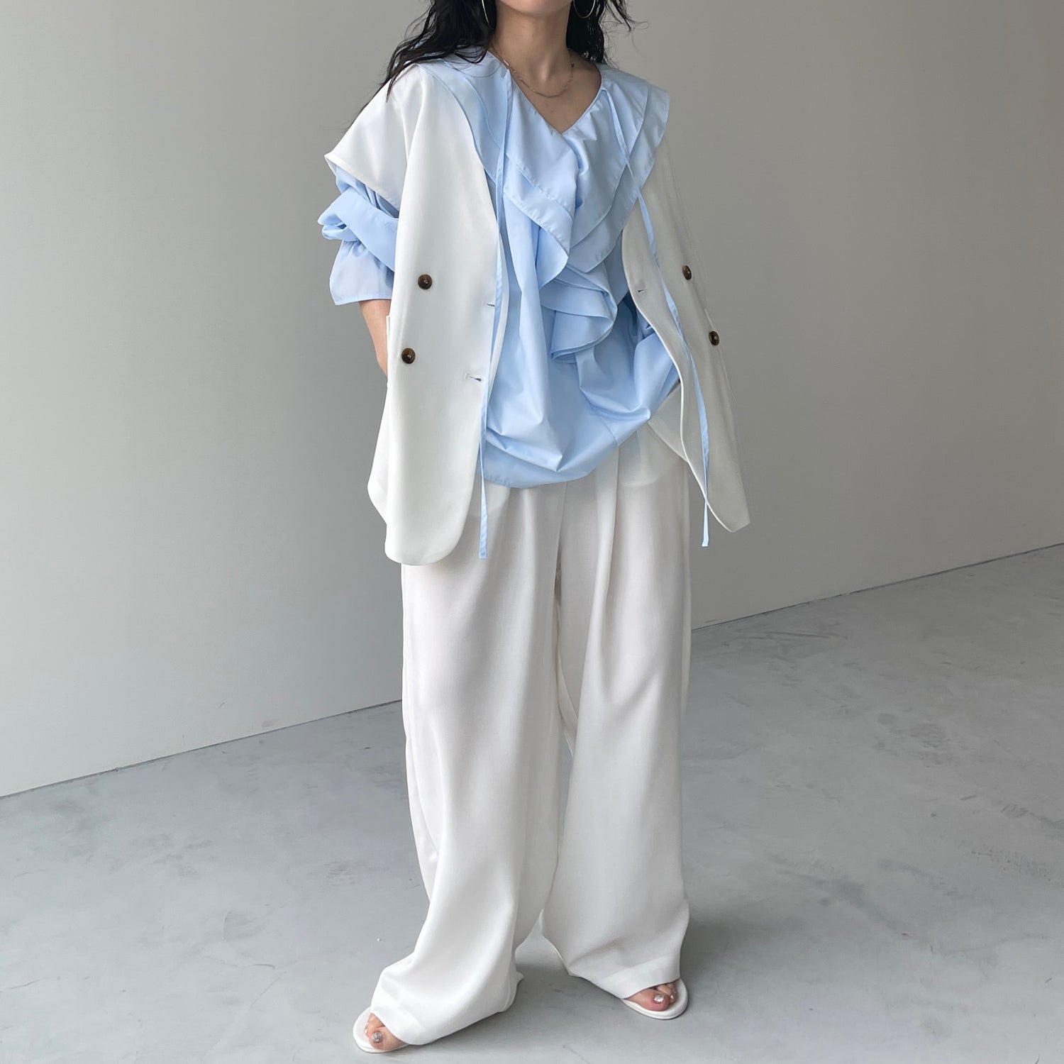 big collar frill blouse / light blue