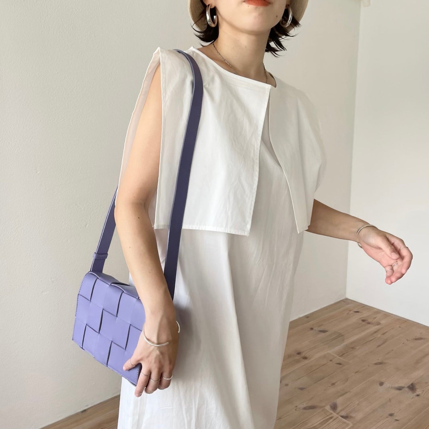 【SAMPLE】cape juicy one piece / white
