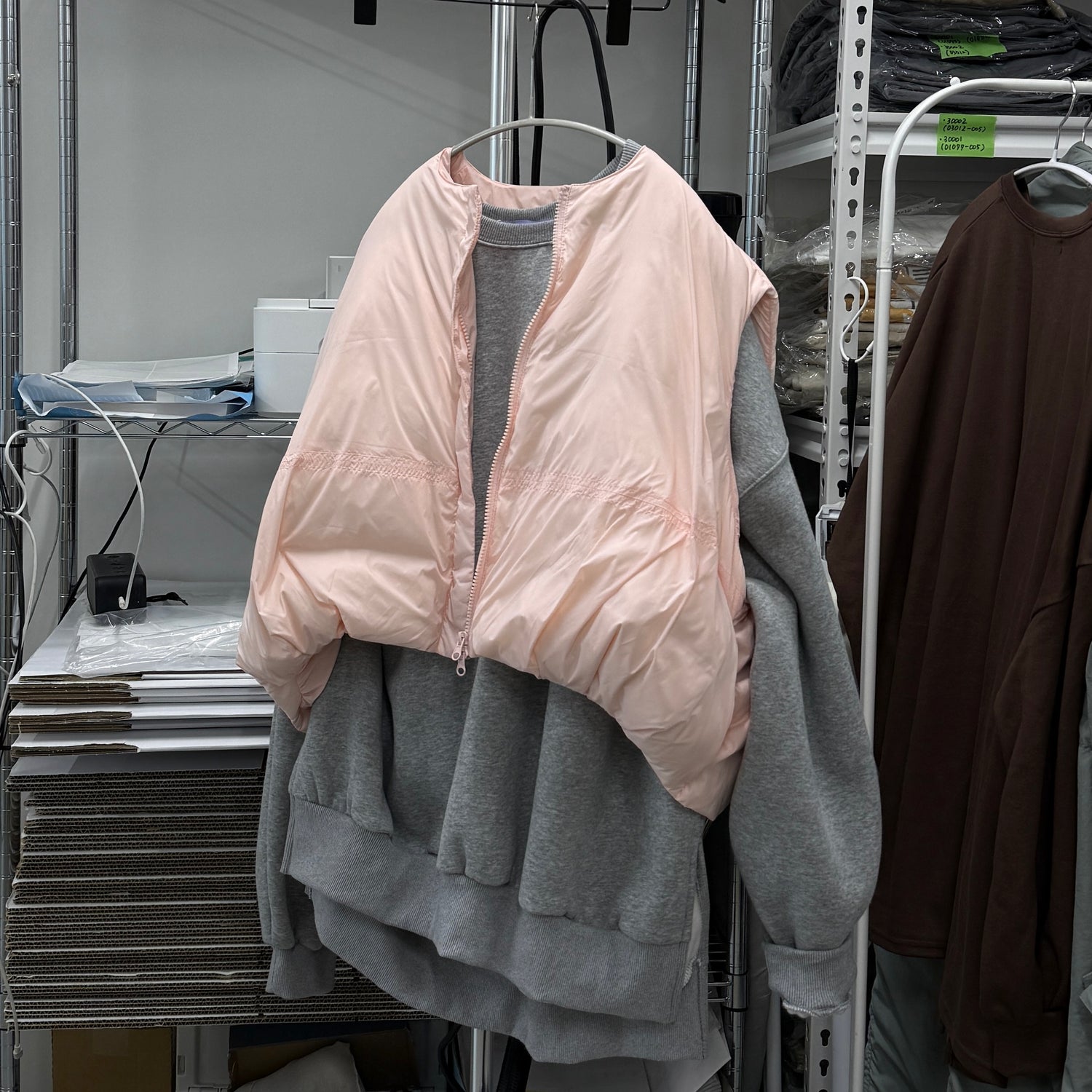 egg down vest / baby pink