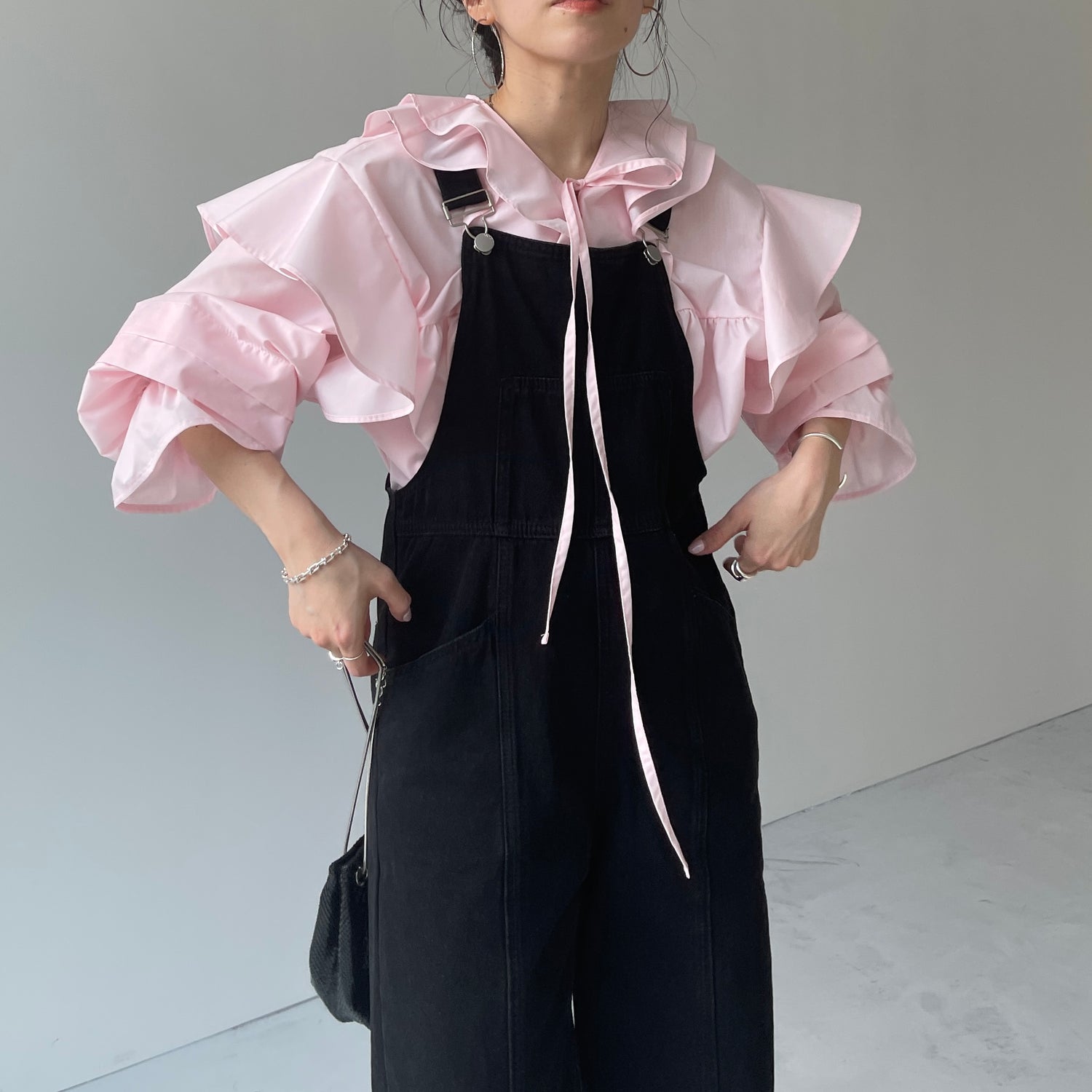 big collar frill blouse / baby pink