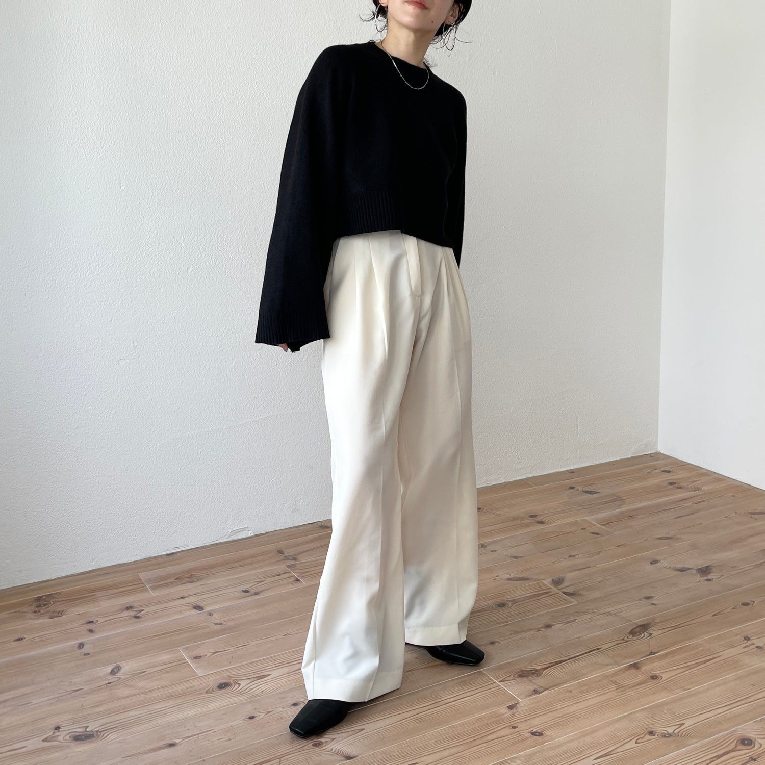 wide sleeve short knit / black