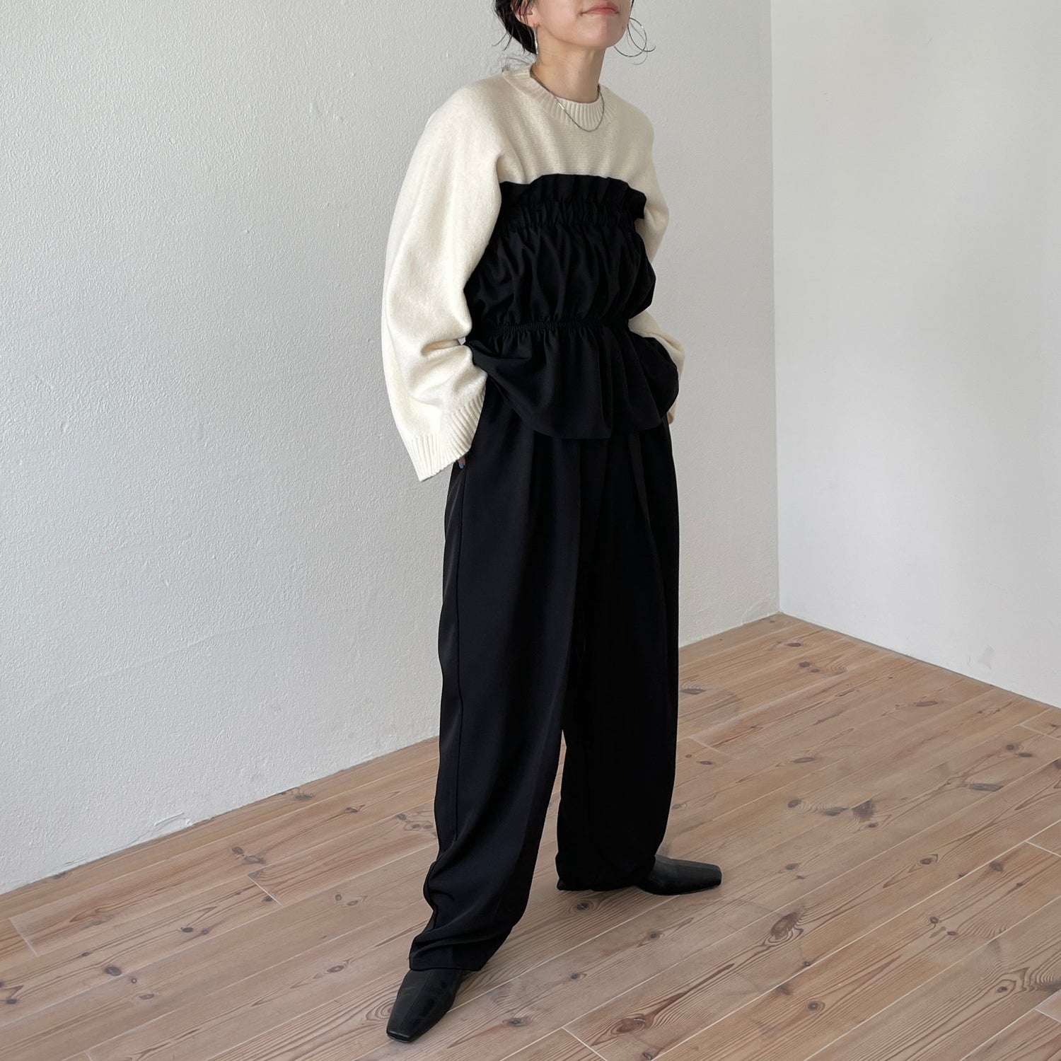 plus one nylon bustier / black (シャカシャカナイロン素材)