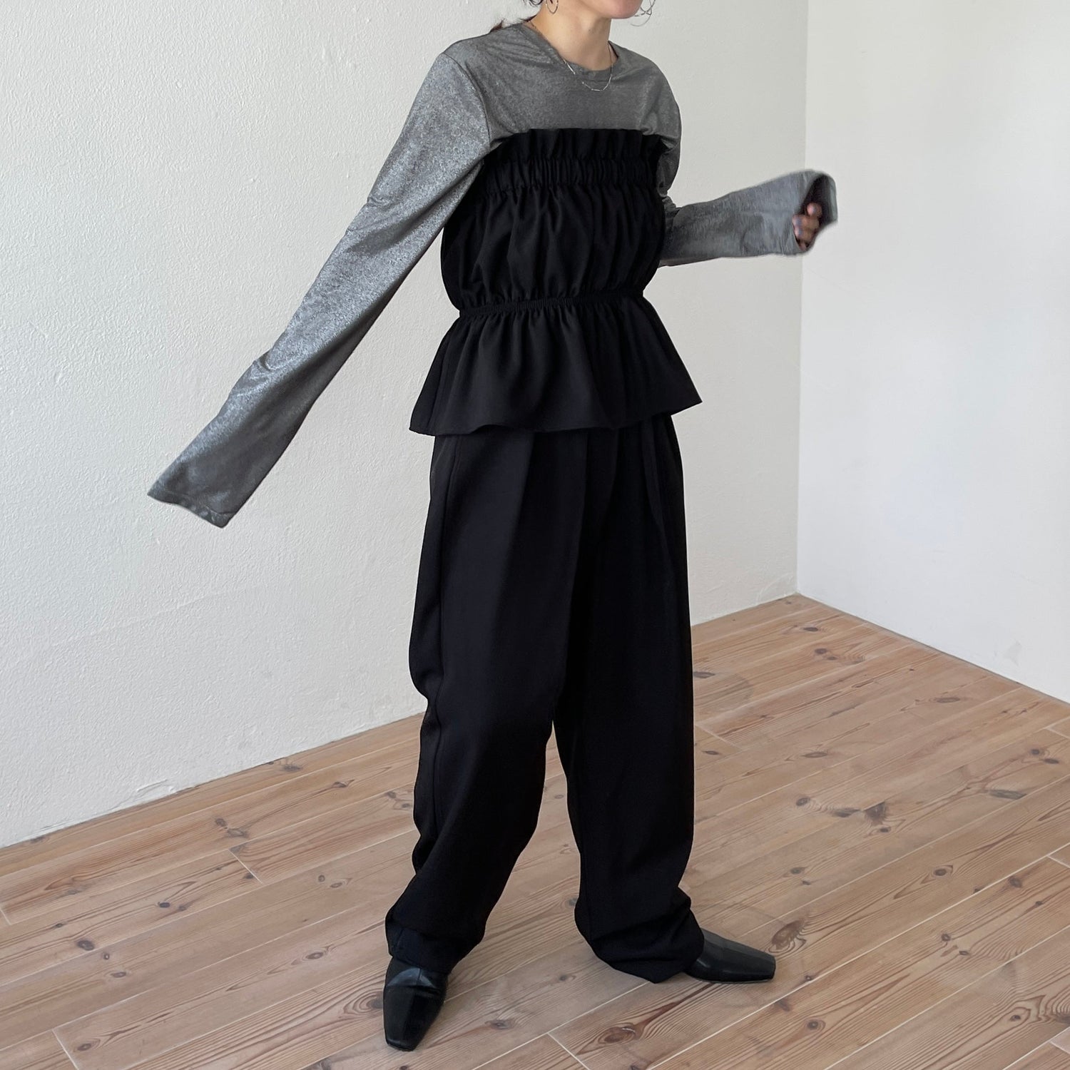 plus one nylon bustier / black (シャカシャカナイロン素材)