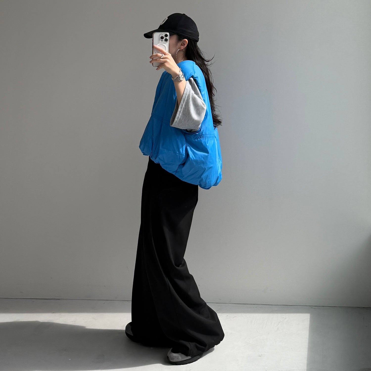 egg down vest / blue