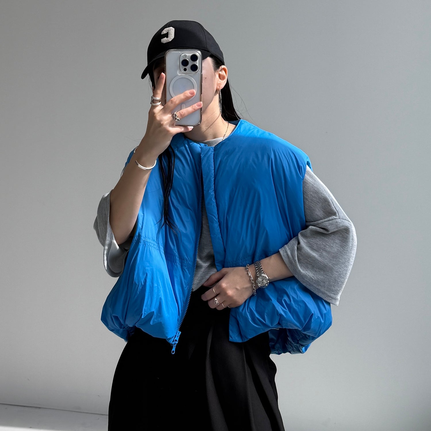 egg down vest / blue
