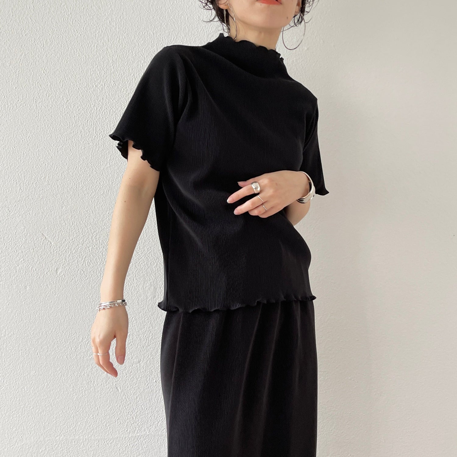 【SAMPLE】super stretch pleats tops / black