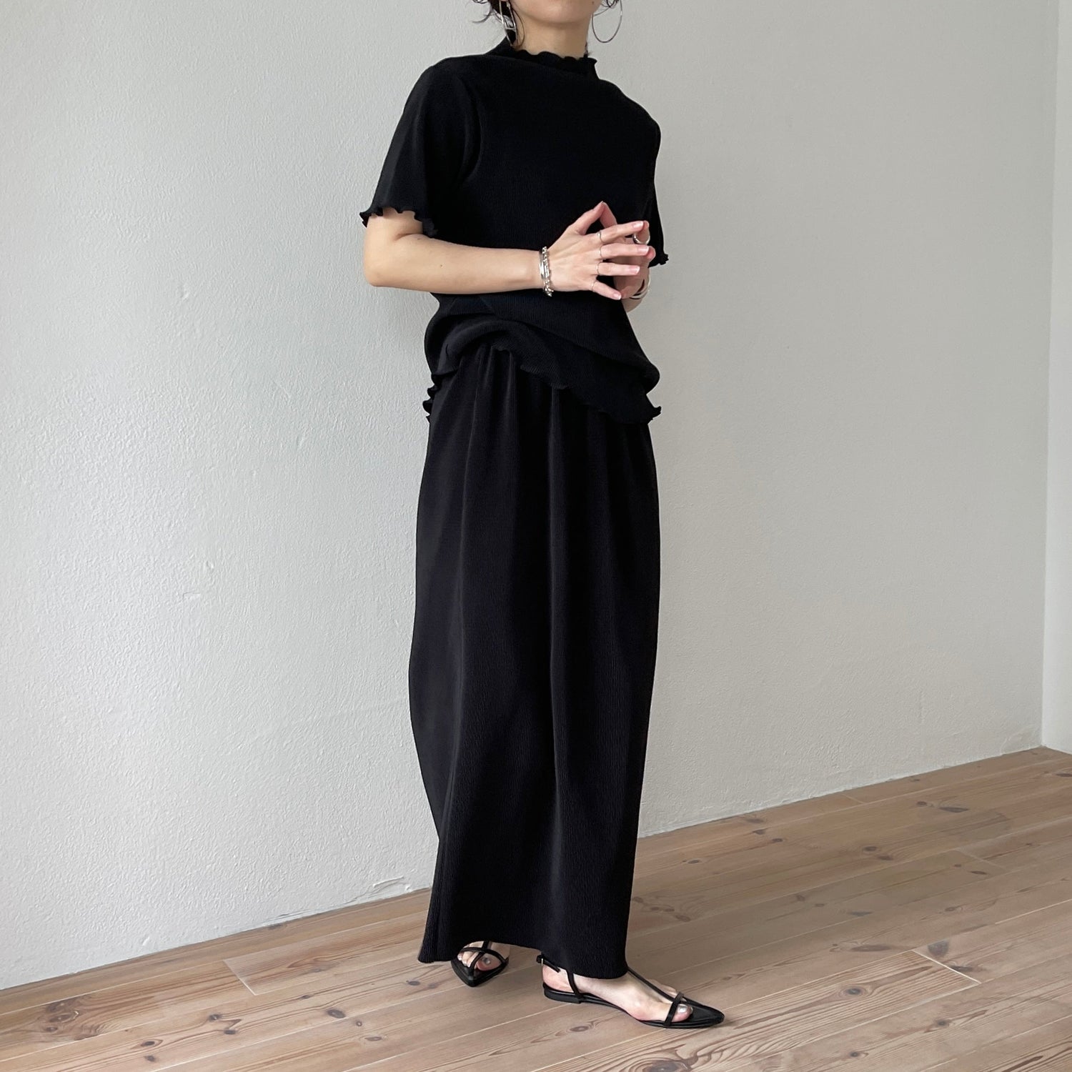 【SAMPLE】super stretch pleats tops / black