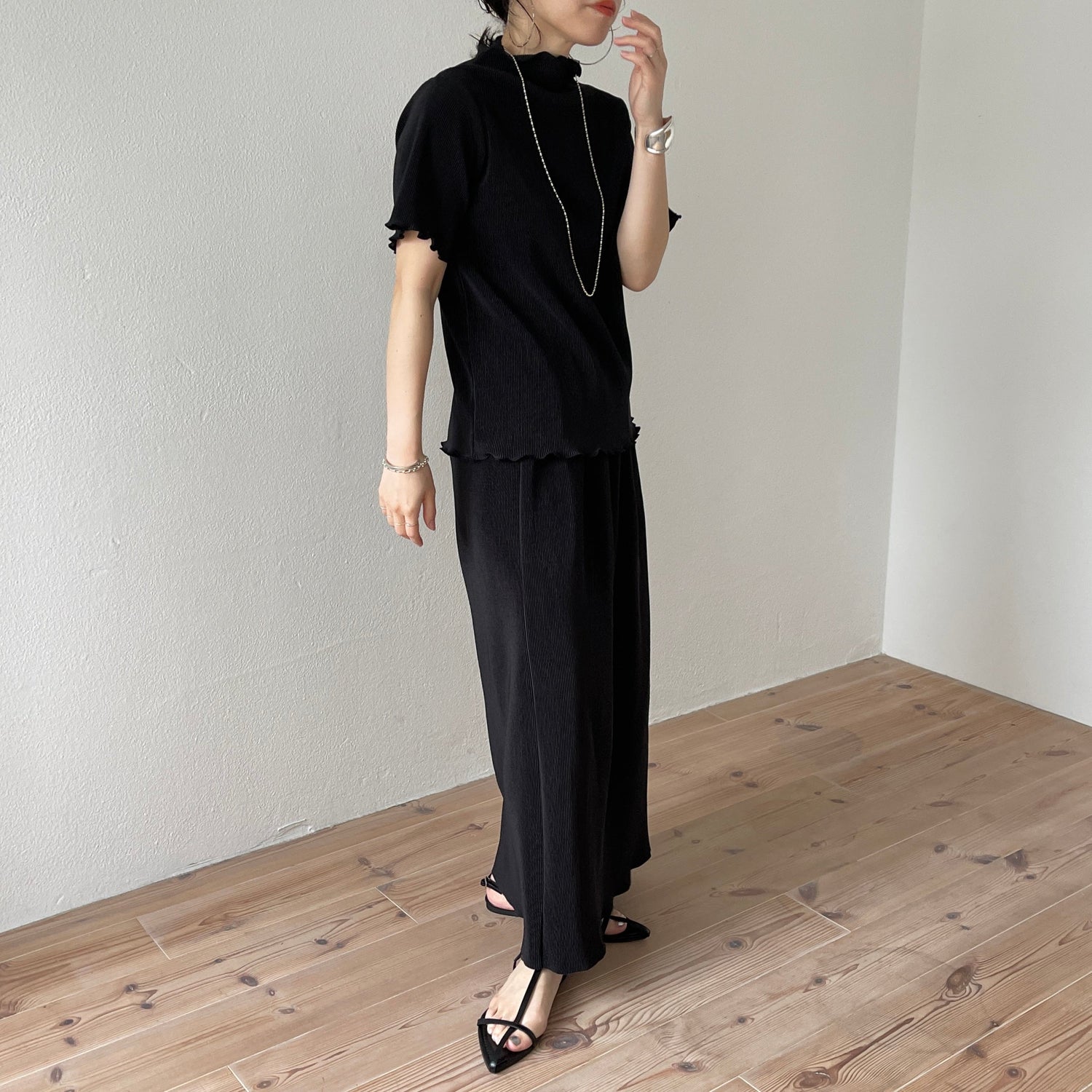 【SAMPLE】super stretch pleats tops / black