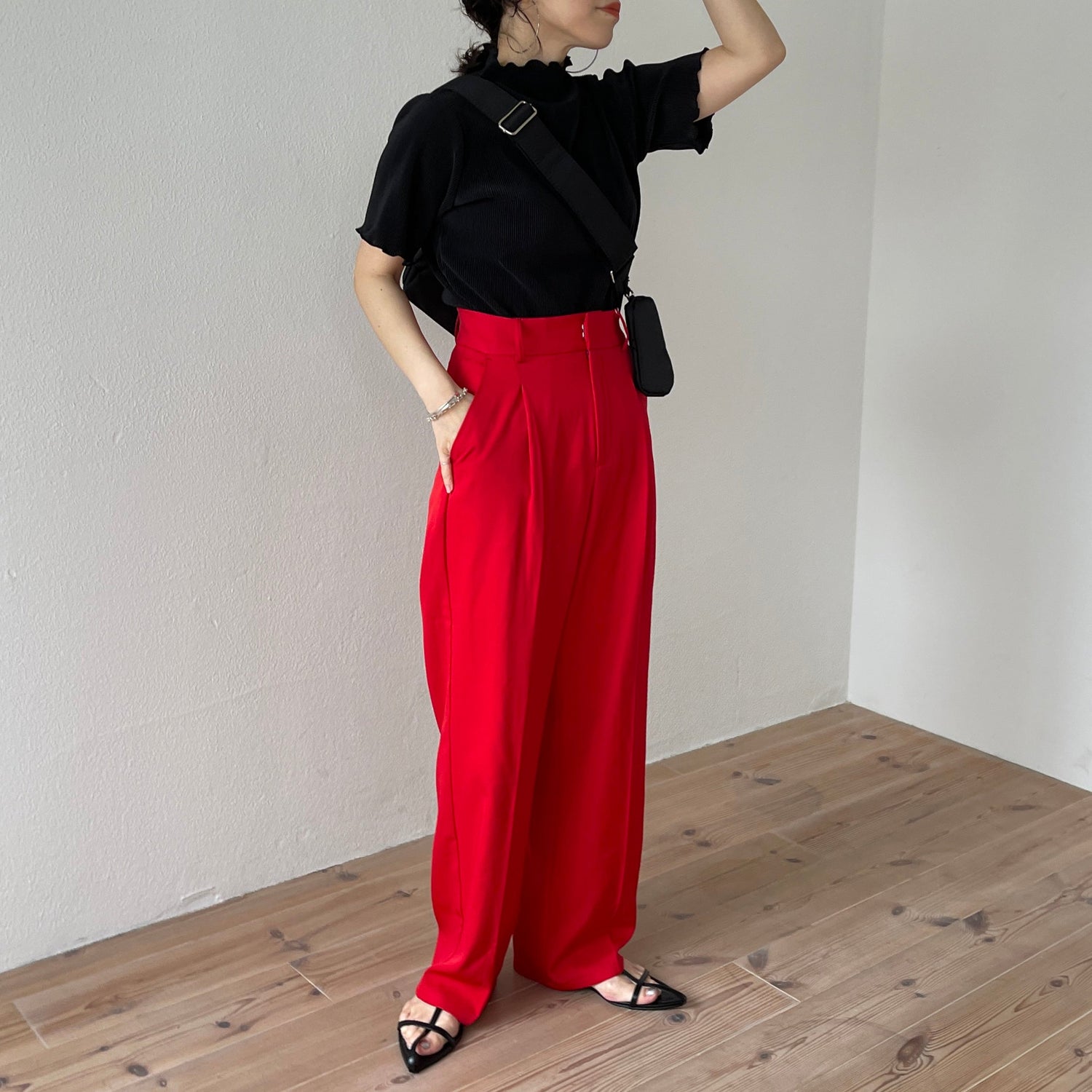 【SAMPLE】super stretch pleats tops / black