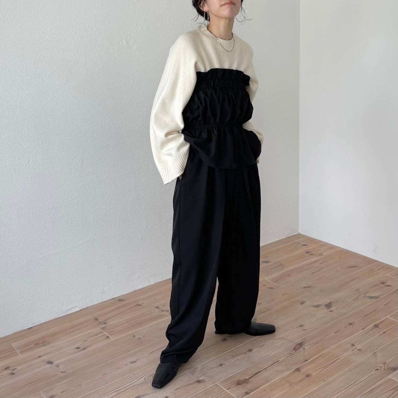 plus one nylon bustier / black (シャカシャカナイロン素材)
