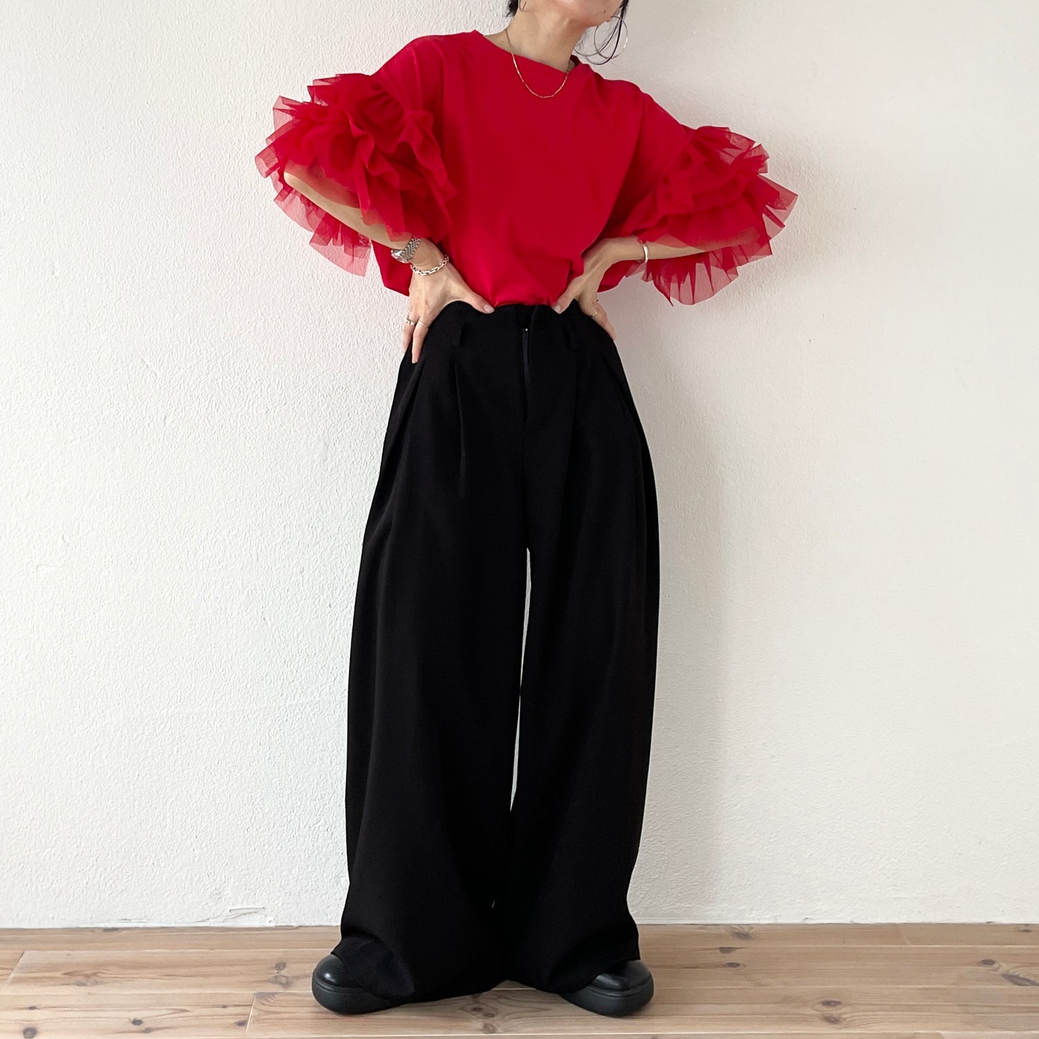 cheer frill tee / red