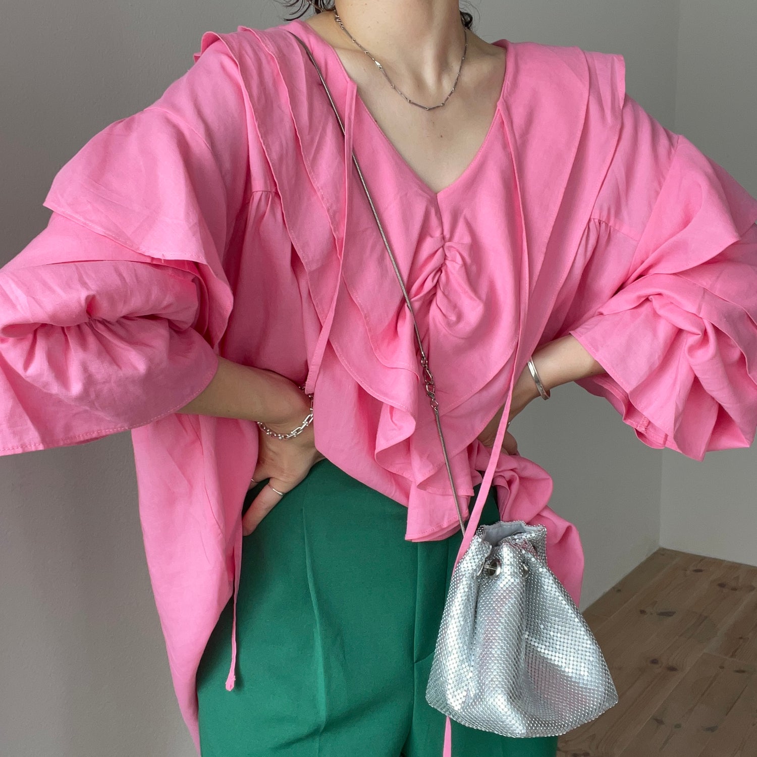 big collar frill blouse / linen pink