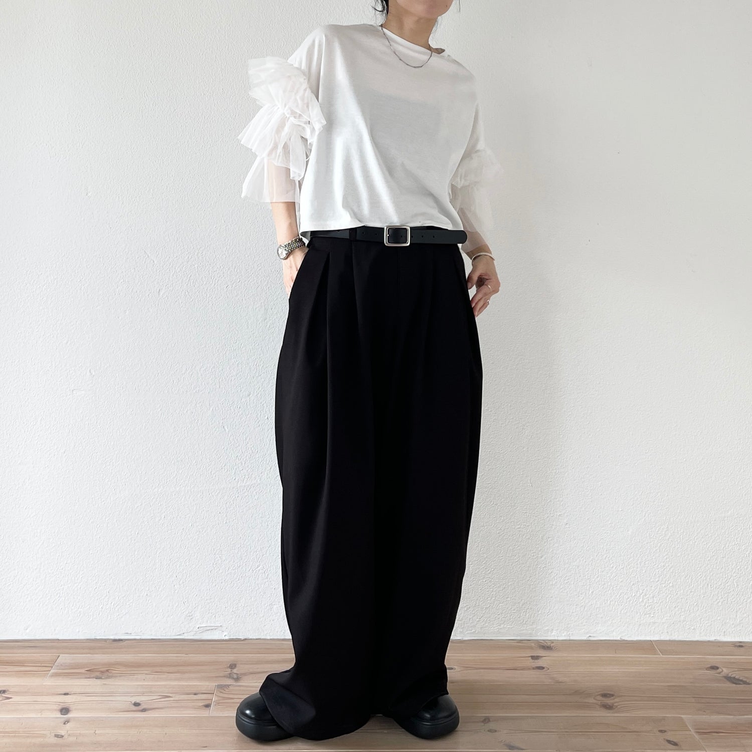 cheer frill tee / ivory