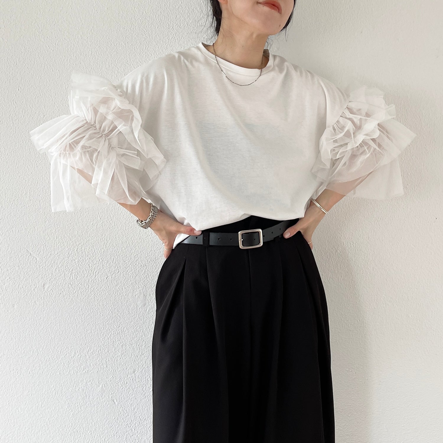 cheer frill tee / ivory