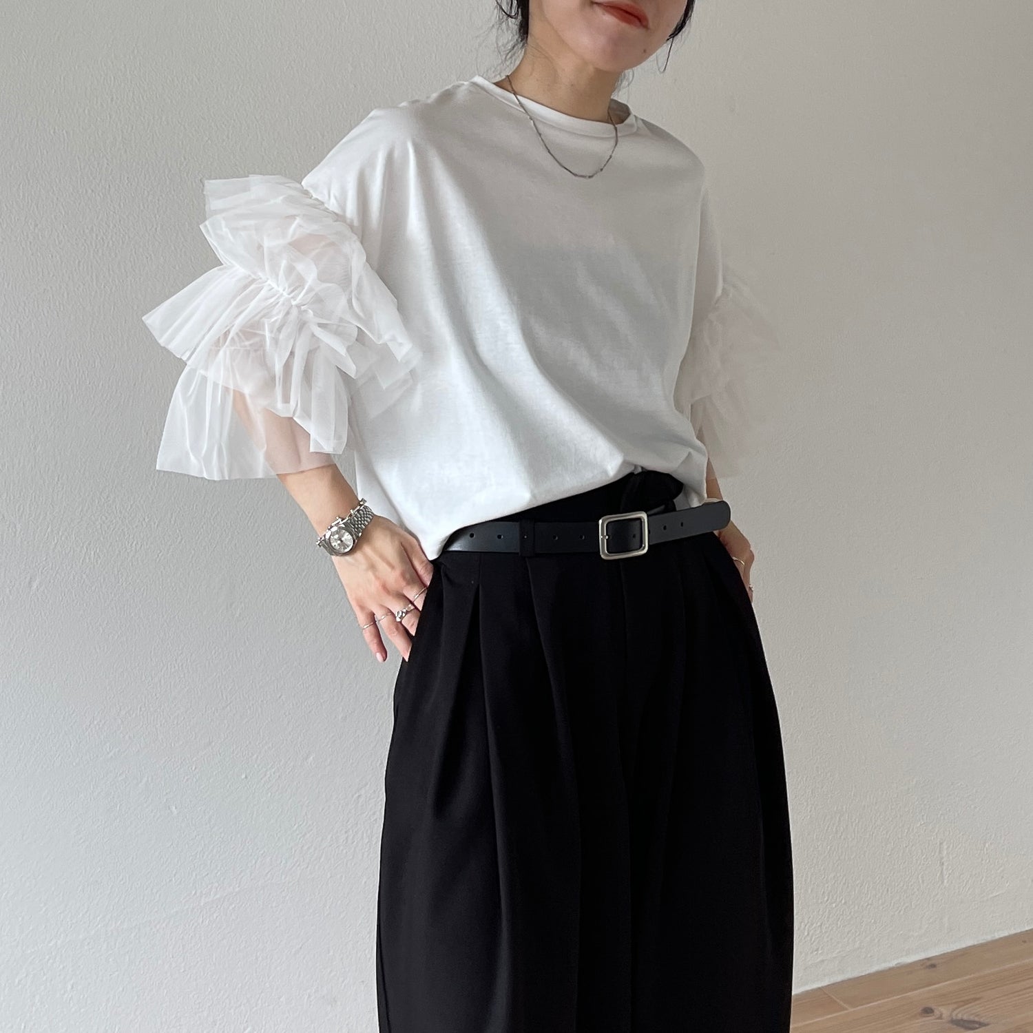 cheer frill tee / ivory